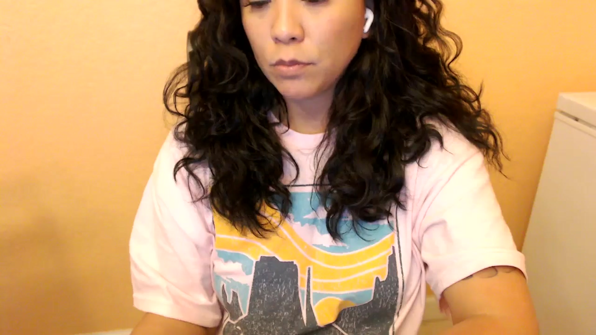 Gallery image thumbnail from MickaylaStar's myfreecams stream on, 05/10/2025, 18:58 image 6 of 20