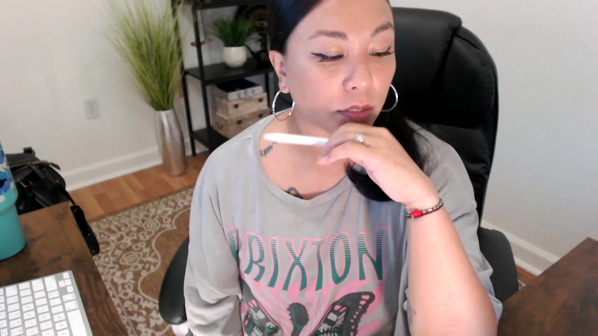 Gallery image thumbnail from MickaylaStar's myfreecams stream on, 05/15/2025, 18:35 image 20 of 20