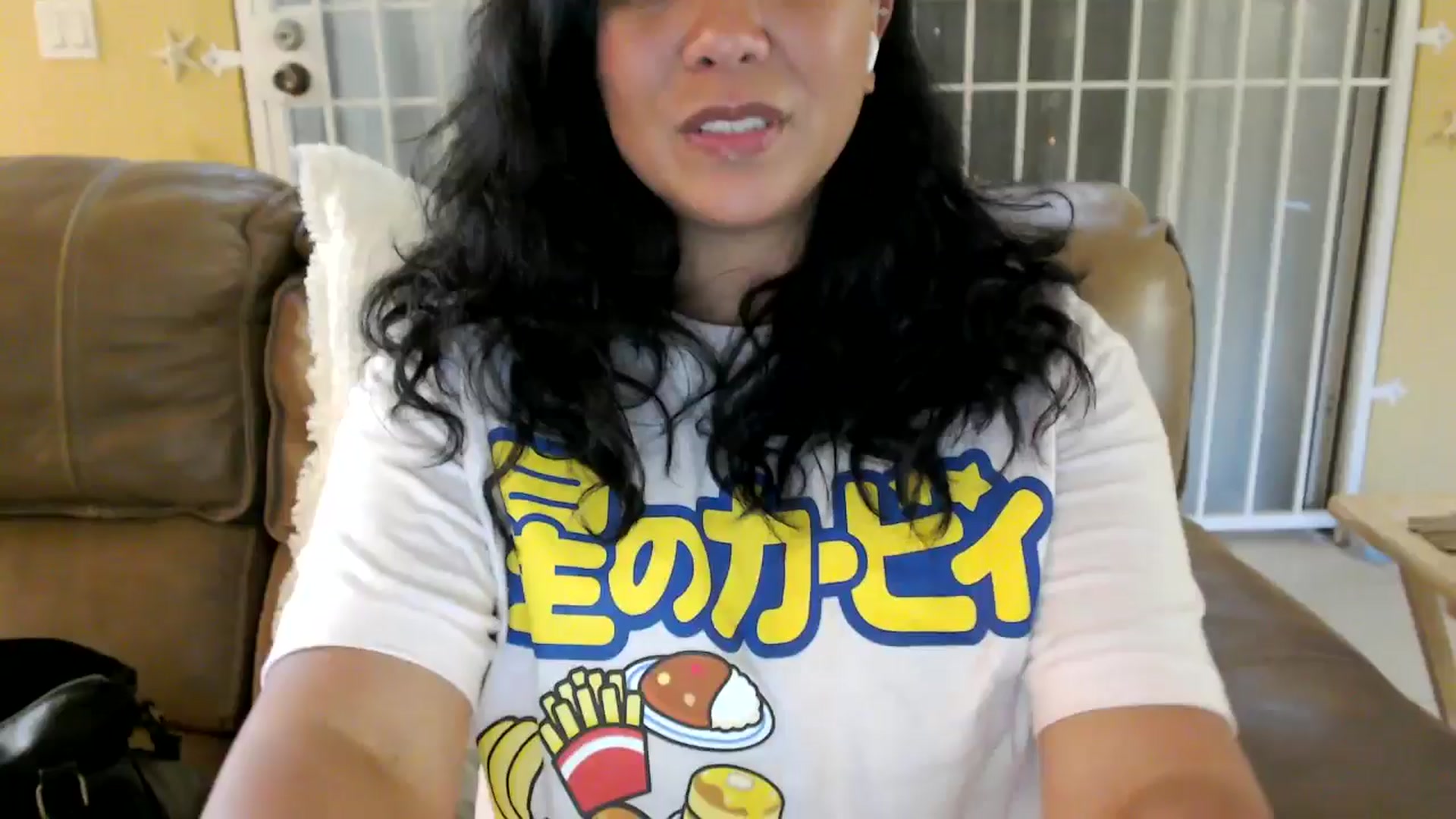 Gallery image thumbnail from MickaylaStar's myfreecams stream on, 05/16/2025, 23:58 image 1 of 20