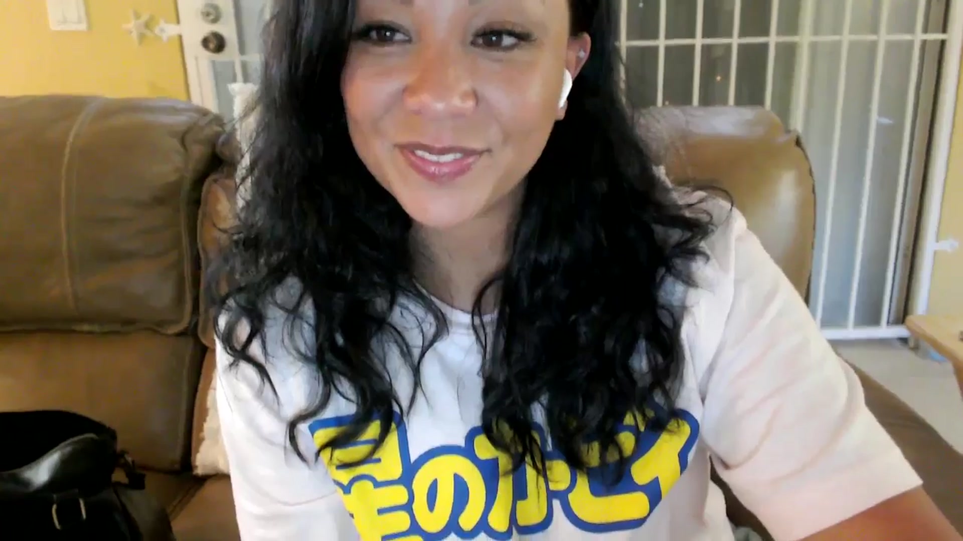 Gallery image thumbnail from MickaylaStar's myfreecams stream on, 05/16/2025, 23:58 image 2 of 20