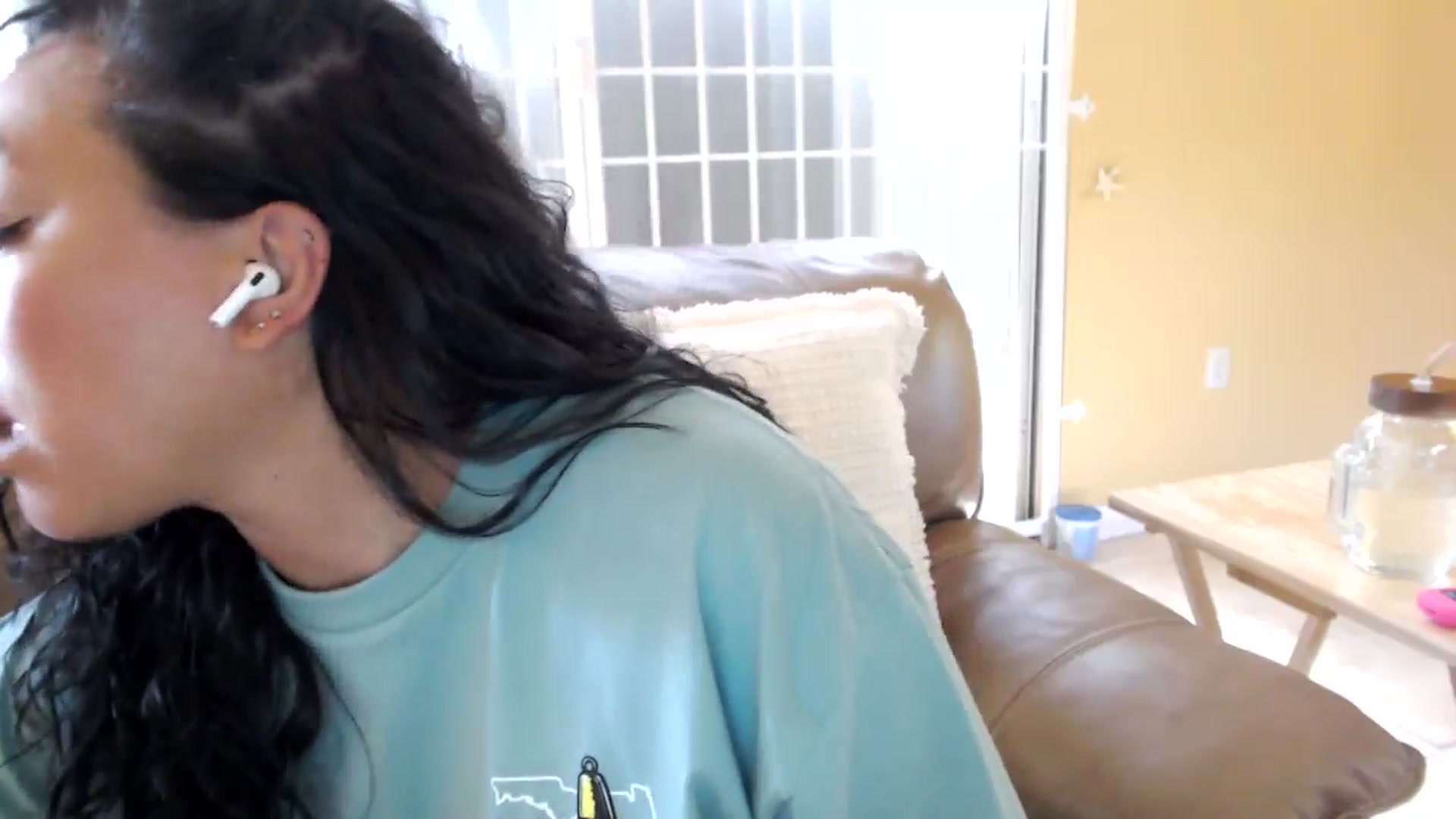 Gallery image thumbnail from MickaylaStar's myfreecams stream on, 05/18/2025, 18:58 image 16 of 20
