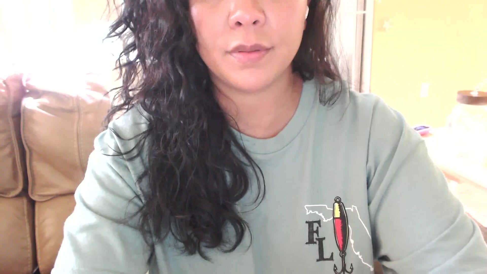 Gallery image thumbnail from MickaylaStar's myfreecams stream on, 05/18/2025, 20:27 image 8 of 20