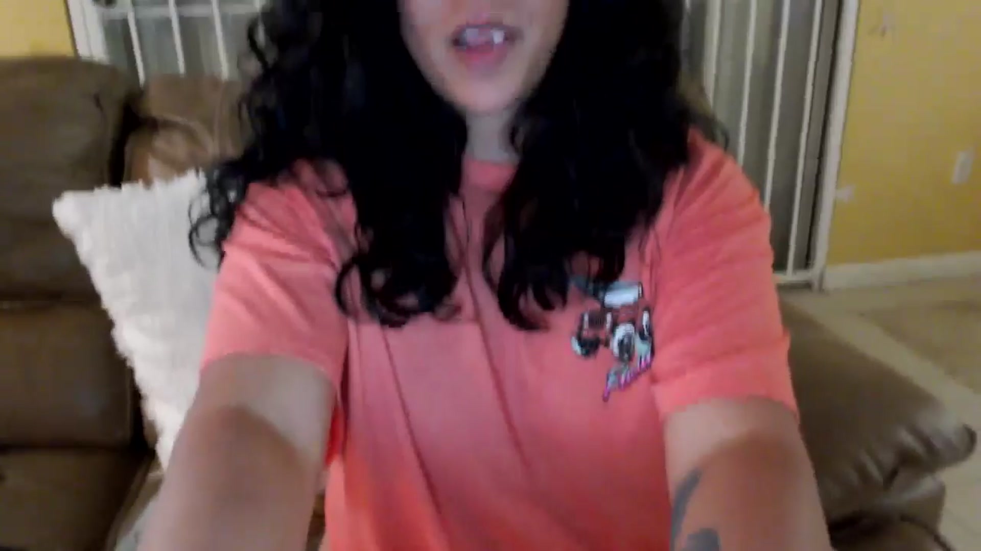 Gallery image thumbnail from MickaylaStar's myfreecams stream on, 05/20/2025, 03:30 image 12 of 20
