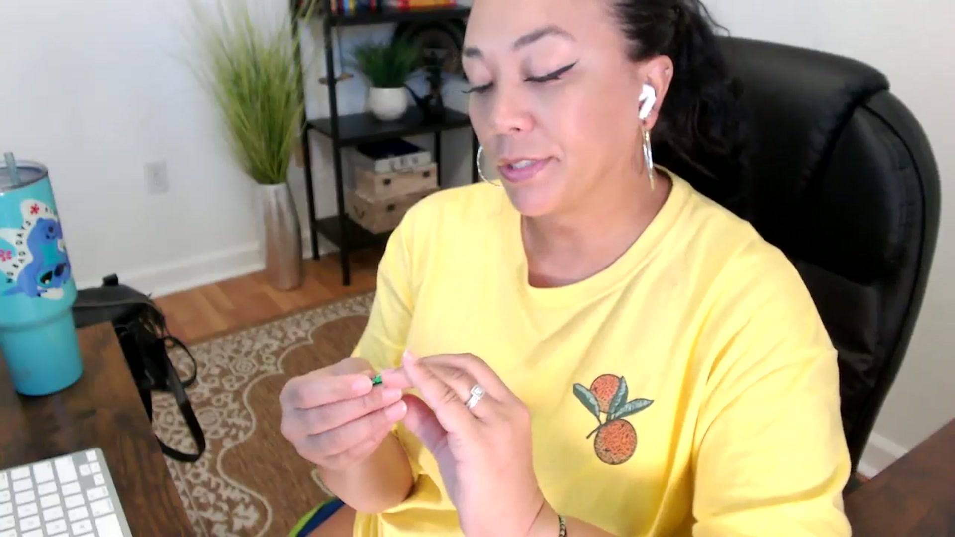 Gallery image thumbnail from MickaylaStar's myfreecams stream on, 05/20/2025, 16:09 image 16 of 20