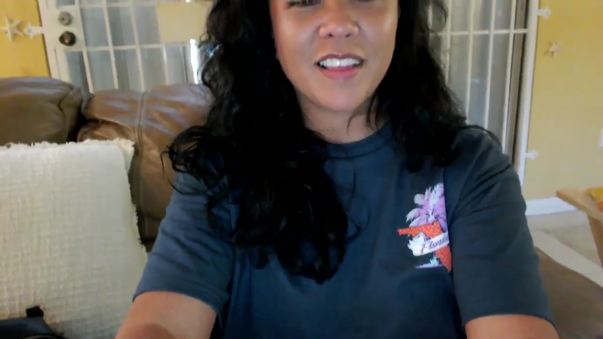 Gallery image thumbnail from MickaylaStar's myfreecams stream on, 05/20/2025, 23:39 image 18 of 20