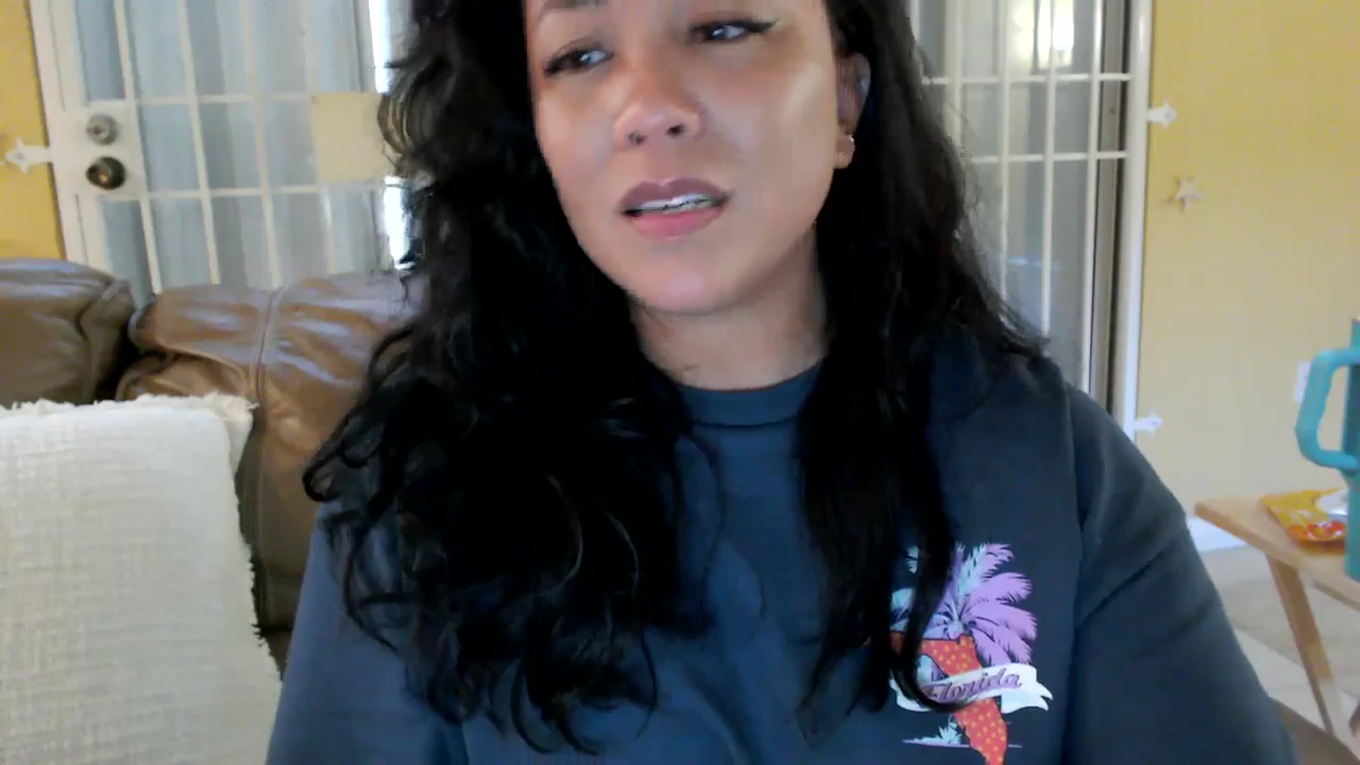 Gallery image thumbnail from MickaylaStar's myfreecams stream on, 05/20/2025, 23:39 image 7 of 20
