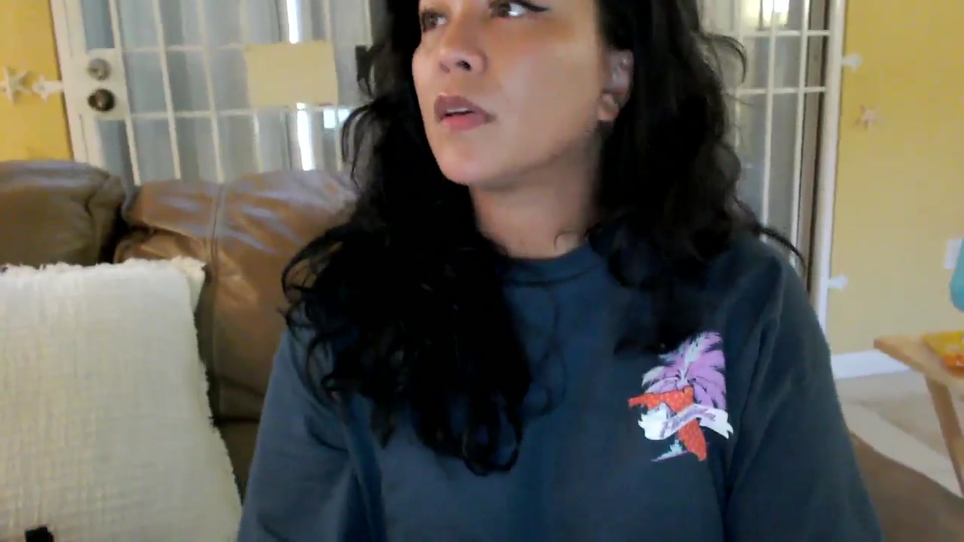 Gallery image thumbnail from MickaylaStar's myfreecams stream on, 05/20/2025, 23:39 image 17 of 20
