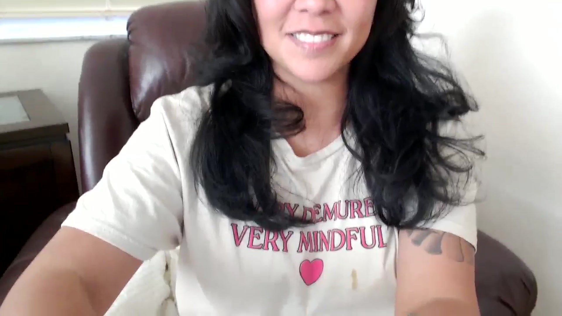 Gallery image thumbnail from MickaylaStar's myfreecams stream on, 05/25/2025, 22:02 image 16 of 20