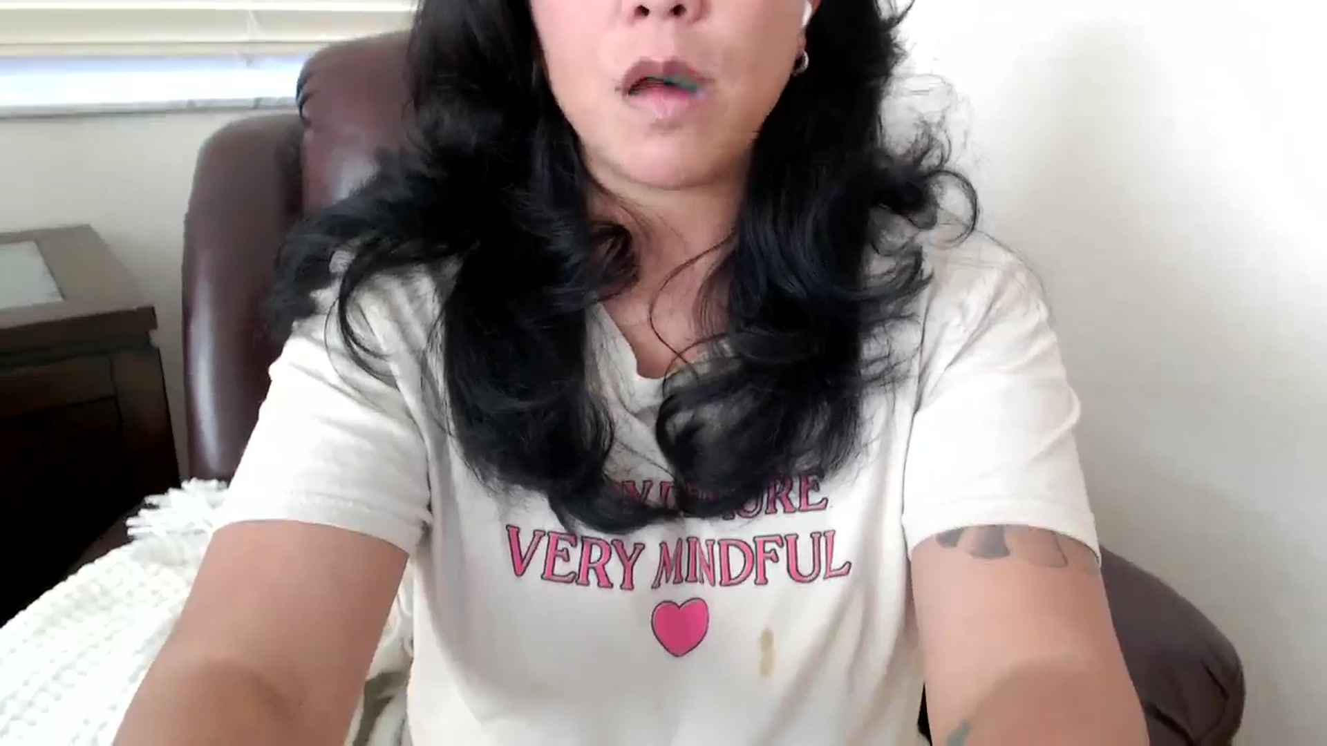 Gallery image thumbnail from MickaylaStar's myfreecams stream on, 05/25/2025, 22:02 image 5 of 20