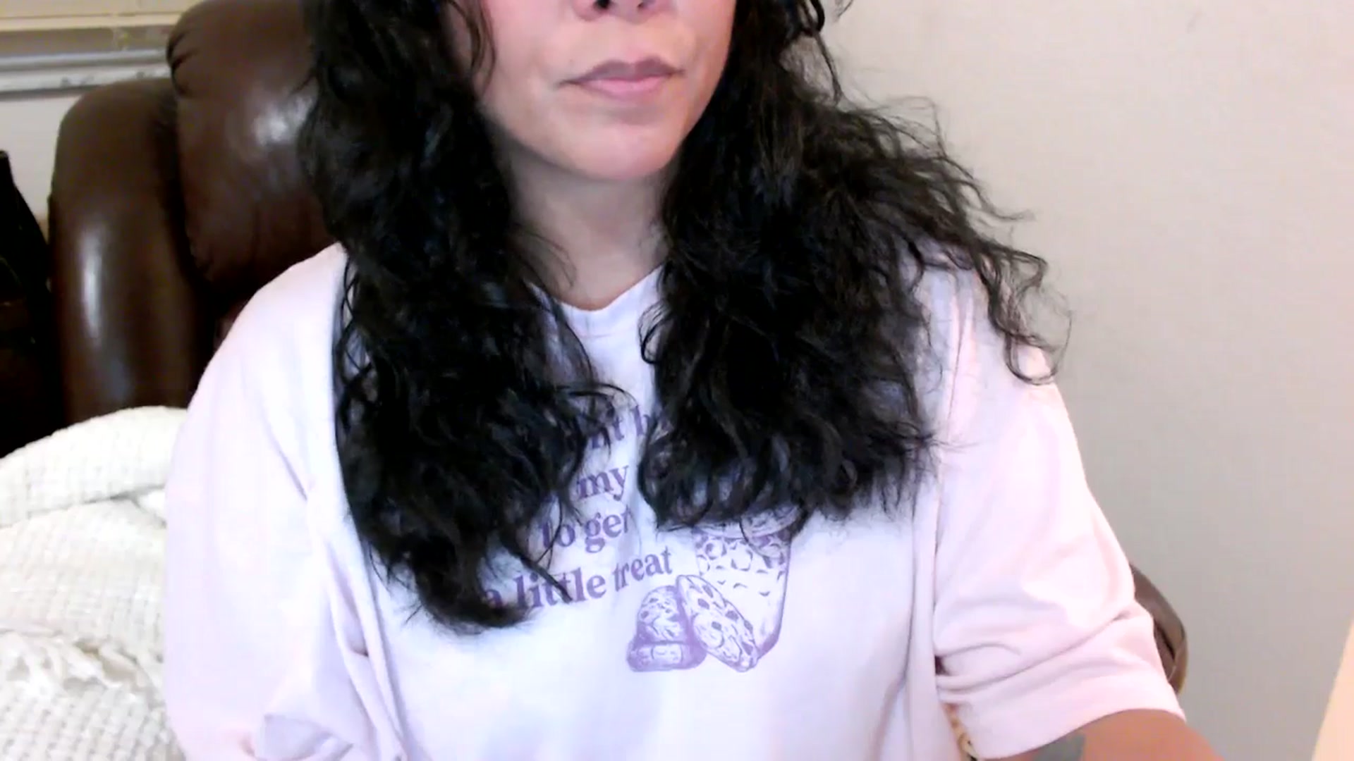 Gallery image thumbnail from MickaylaStar's myfreecams stream on, 05/26/2025, 02:46 image 13 of 20