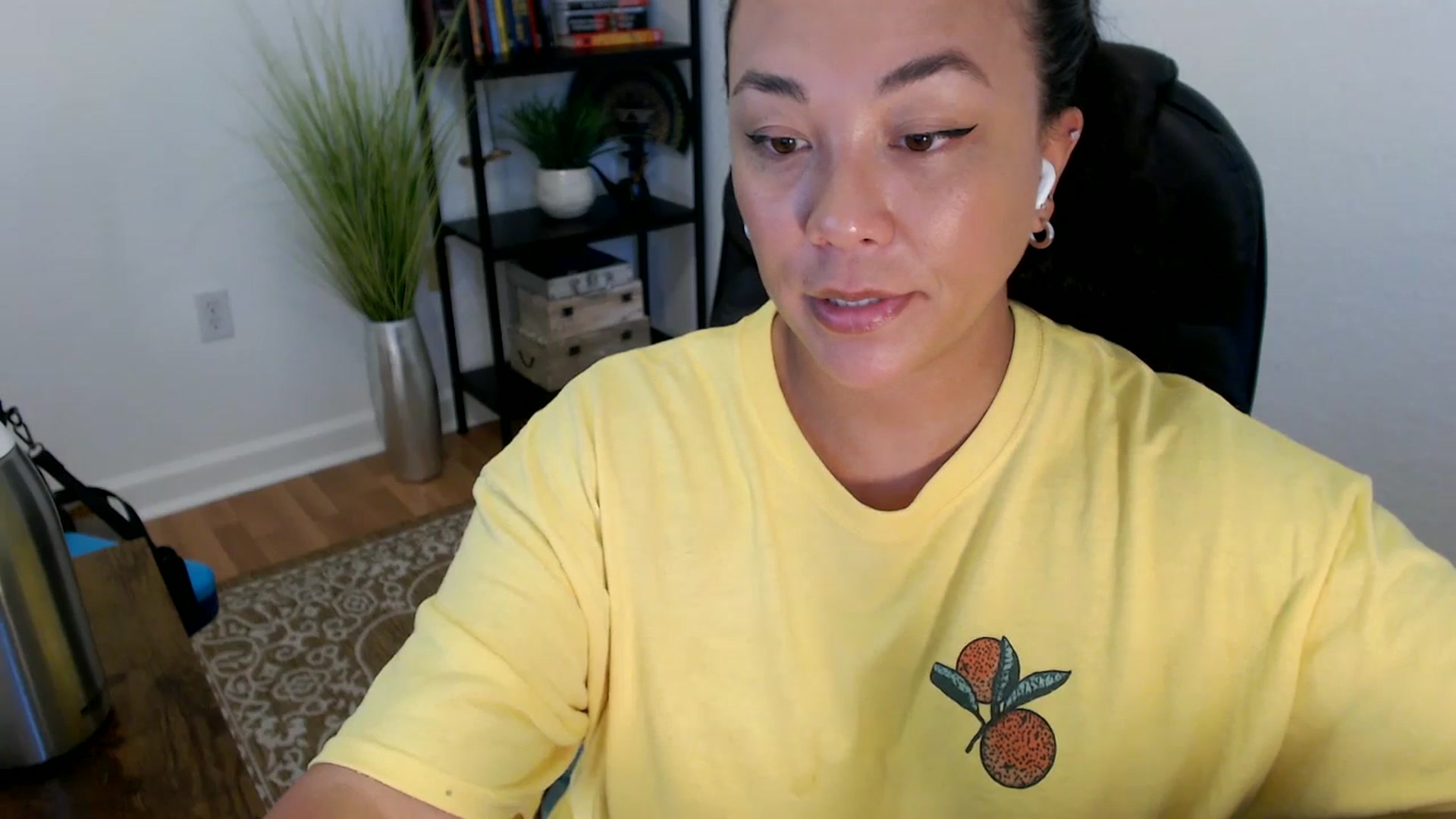 Gallery image thumbnail from MickaylaStar's myfreecams stream on, 05/26/2025, 17:38 image 8 of 20