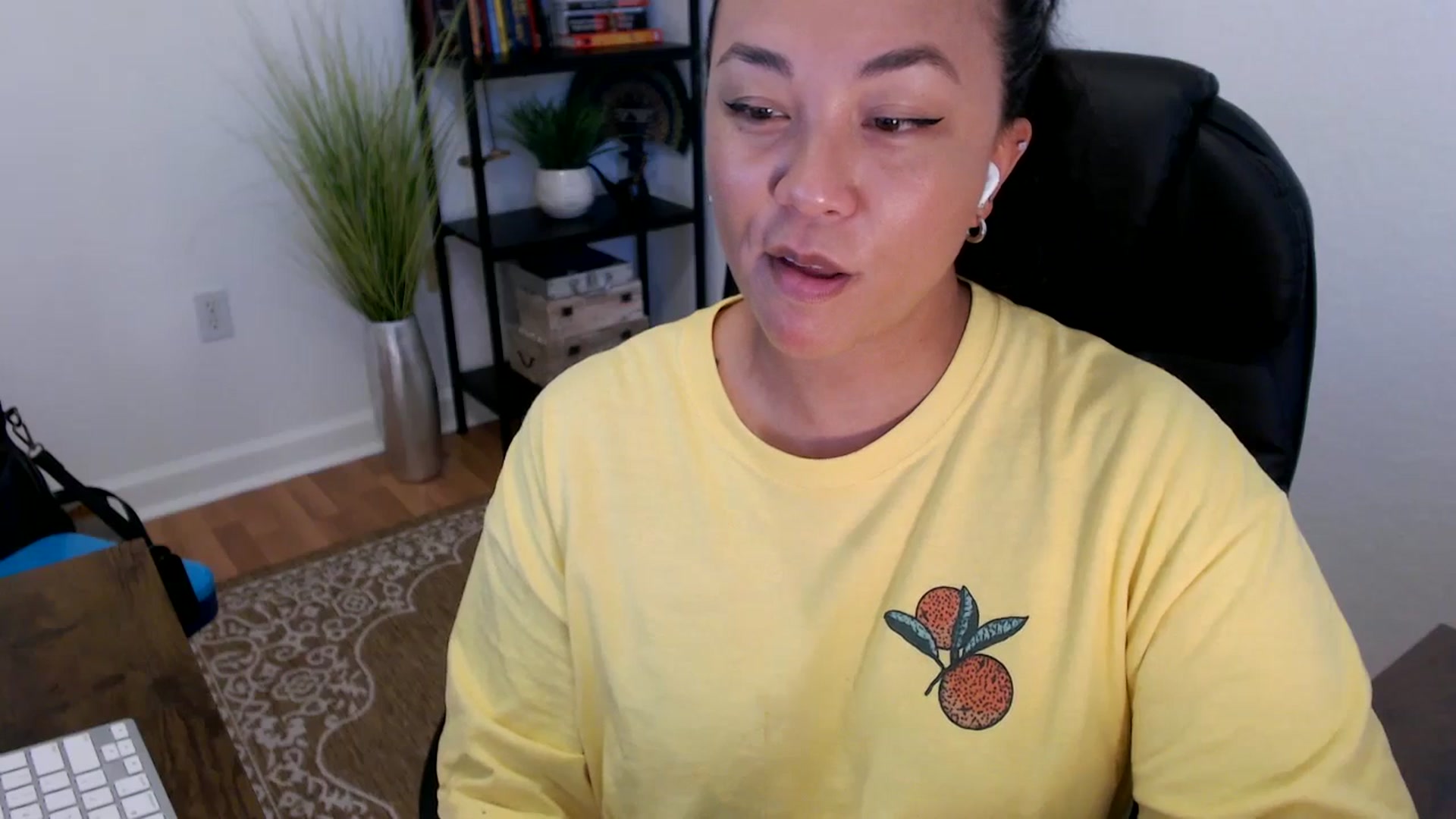 Gallery image thumbnail from MickaylaStar's myfreecams stream on, 05/26/2025, 18:30 image 19 of 20
