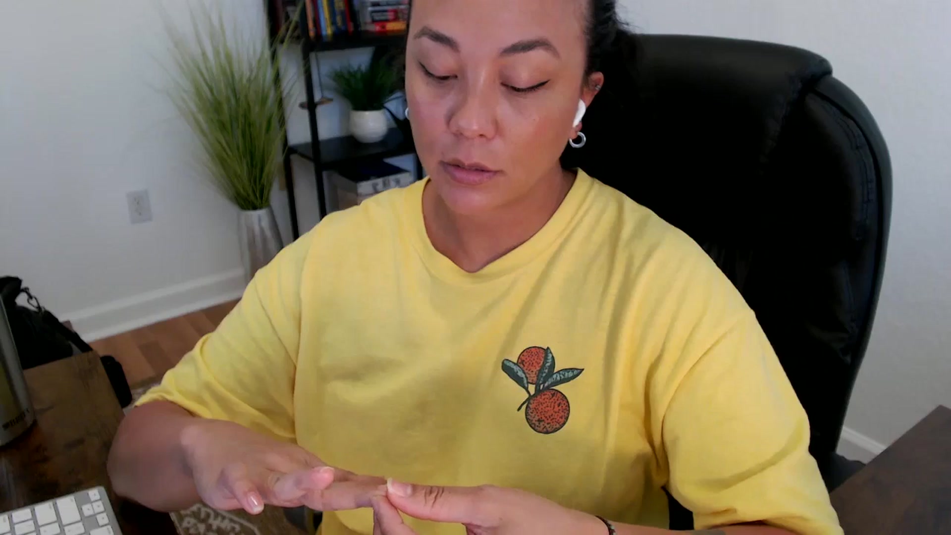 Gallery image thumbnail from MickaylaStar's myfreecams stream on, 05/26/2025, 20:54 image 17 of 20