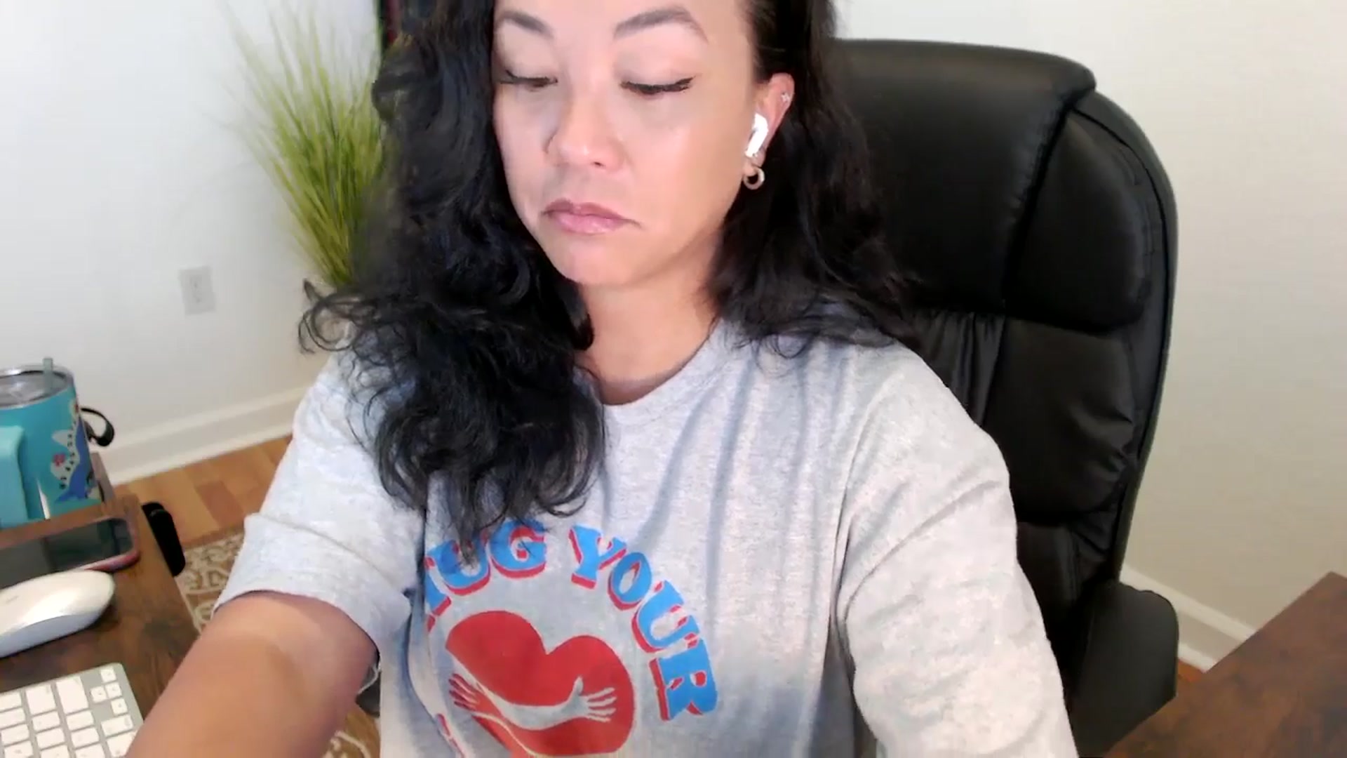 Gallery image thumbnail from MickaylaStar's myfreecams stream on, 05/27/2025, 15:56 image 13 of 20