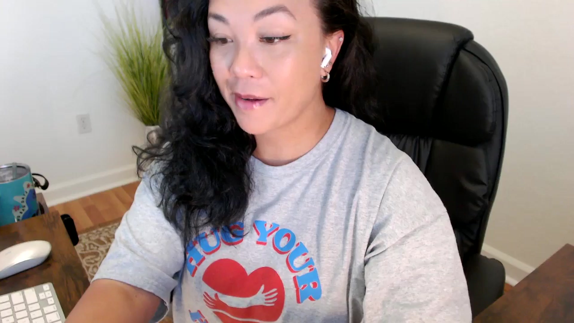 Gallery image thumbnail from MickaylaStar's myfreecams stream on, 05/27/2025, 15:56 image 2 of 20