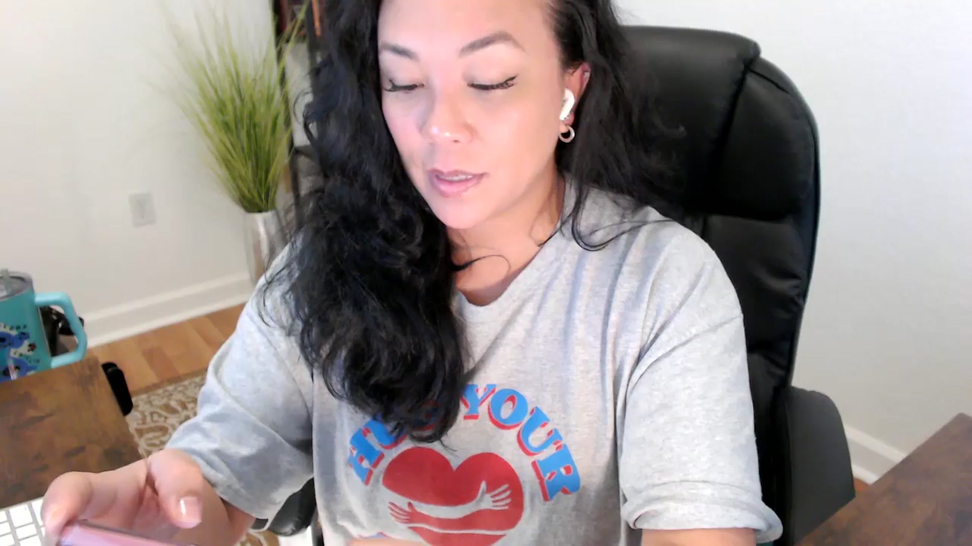 Gallery image thumbnail from MickaylaStar's myfreecams stream on, 05/27/2025, 18:22 image 18 of 20