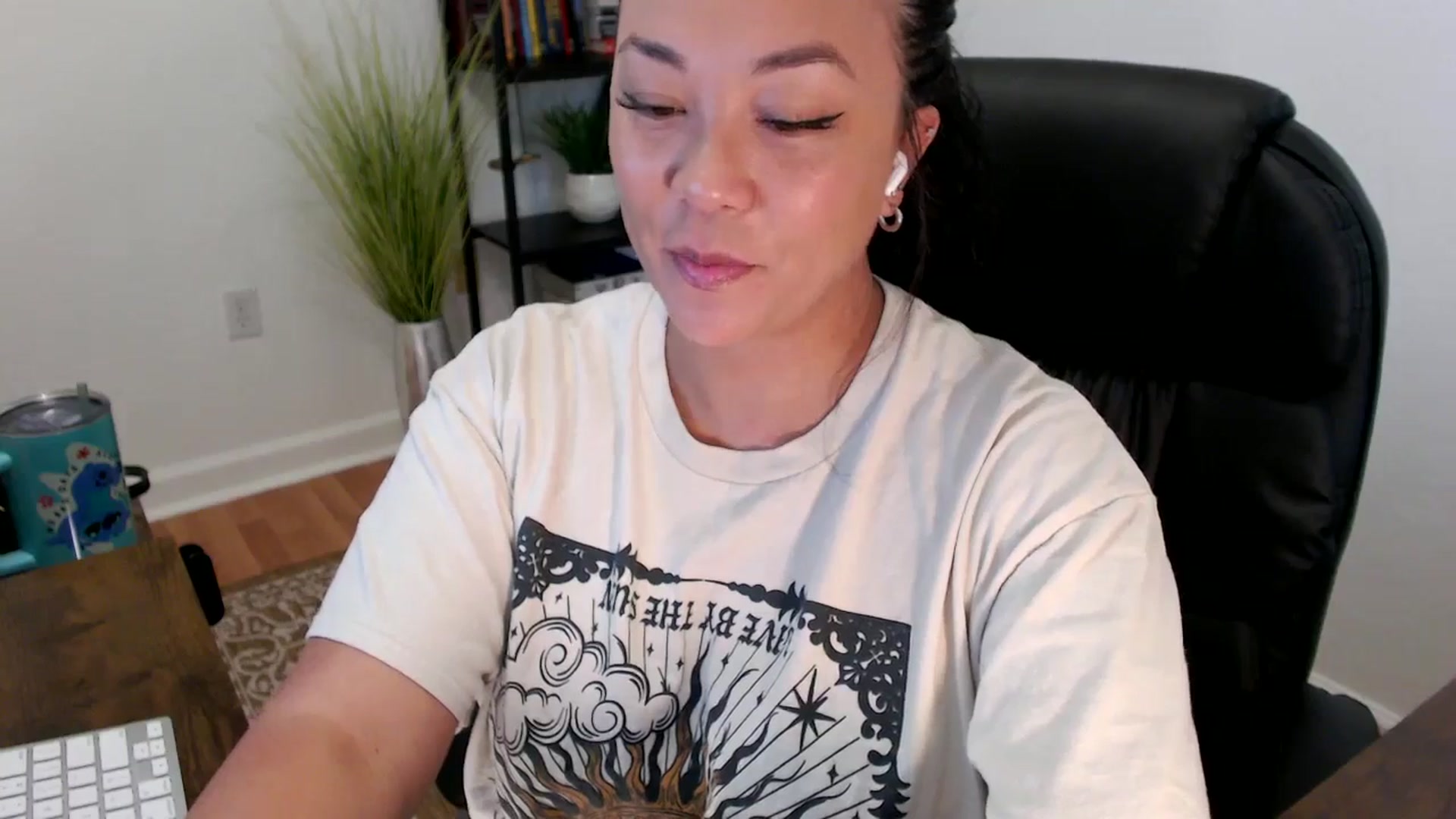 Gallery image thumbnail from MickaylaStar's myfreecams stream on, 05/28/2025, 15:09 image 20 of 20