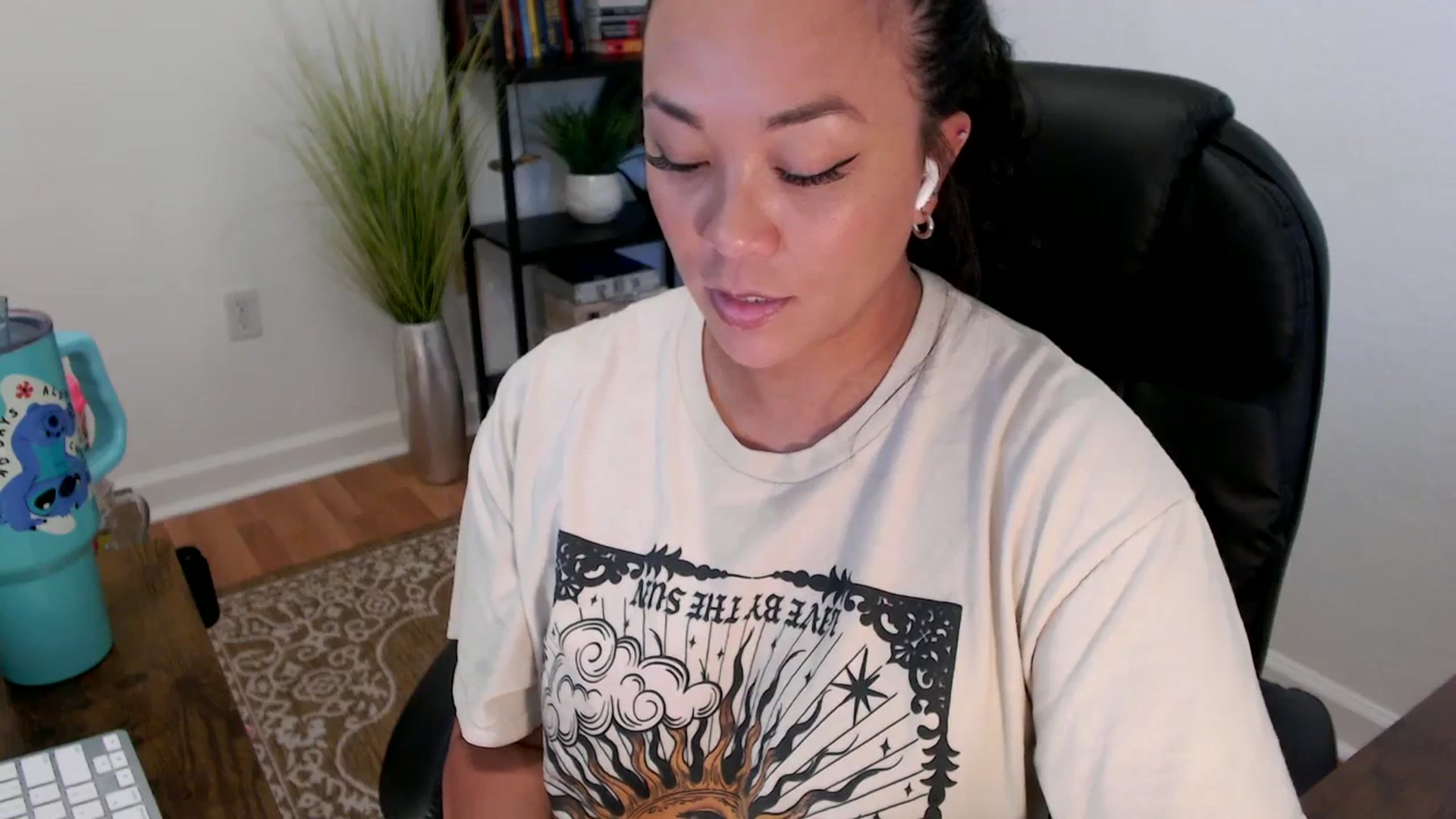 Gallery image thumbnail from MickaylaStar's myfreecams stream on, 05/28/2025, 19:01 image 9 of 20