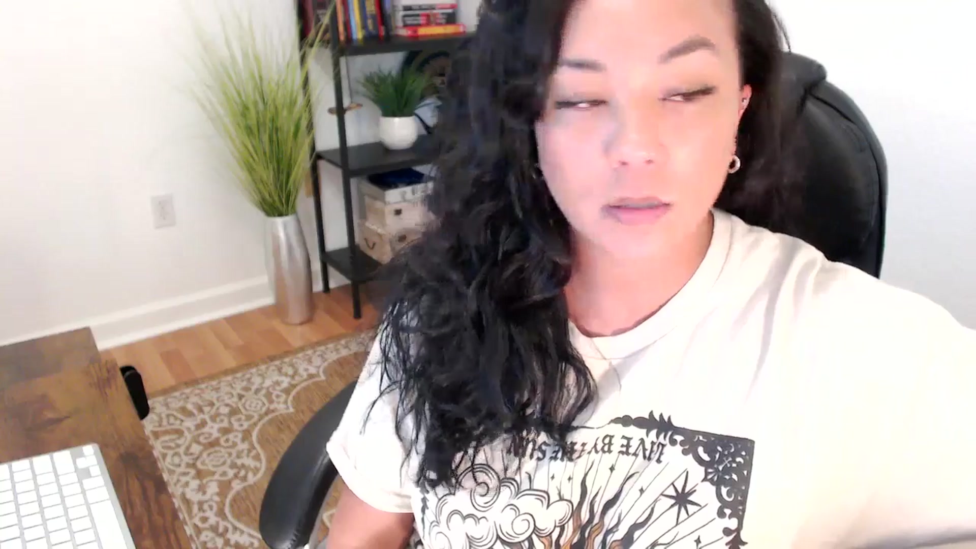 Gallery image thumbnail from MickaylaStar's myfreecams stream on, 05/28/2025, 20:47 image 3 of 20