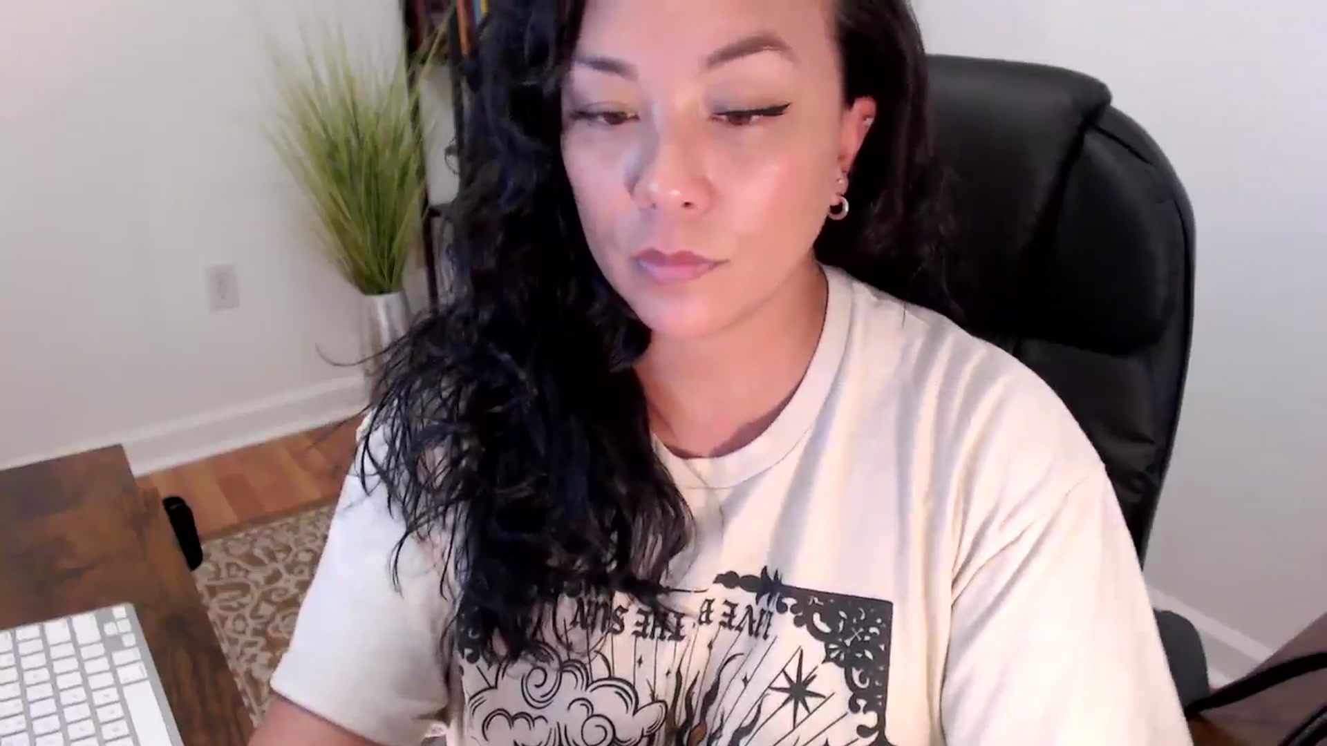 Gallery image thumbnail from MickaylaStar's myfreecams stream on, 05/28/2025, 20:47 image 5 of 20