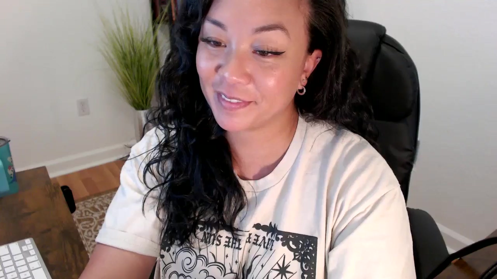 Gallery image thumbnail from MickaylaStar's myfreecams stream on, 05/28/2025, 20:47 image 14 of 20