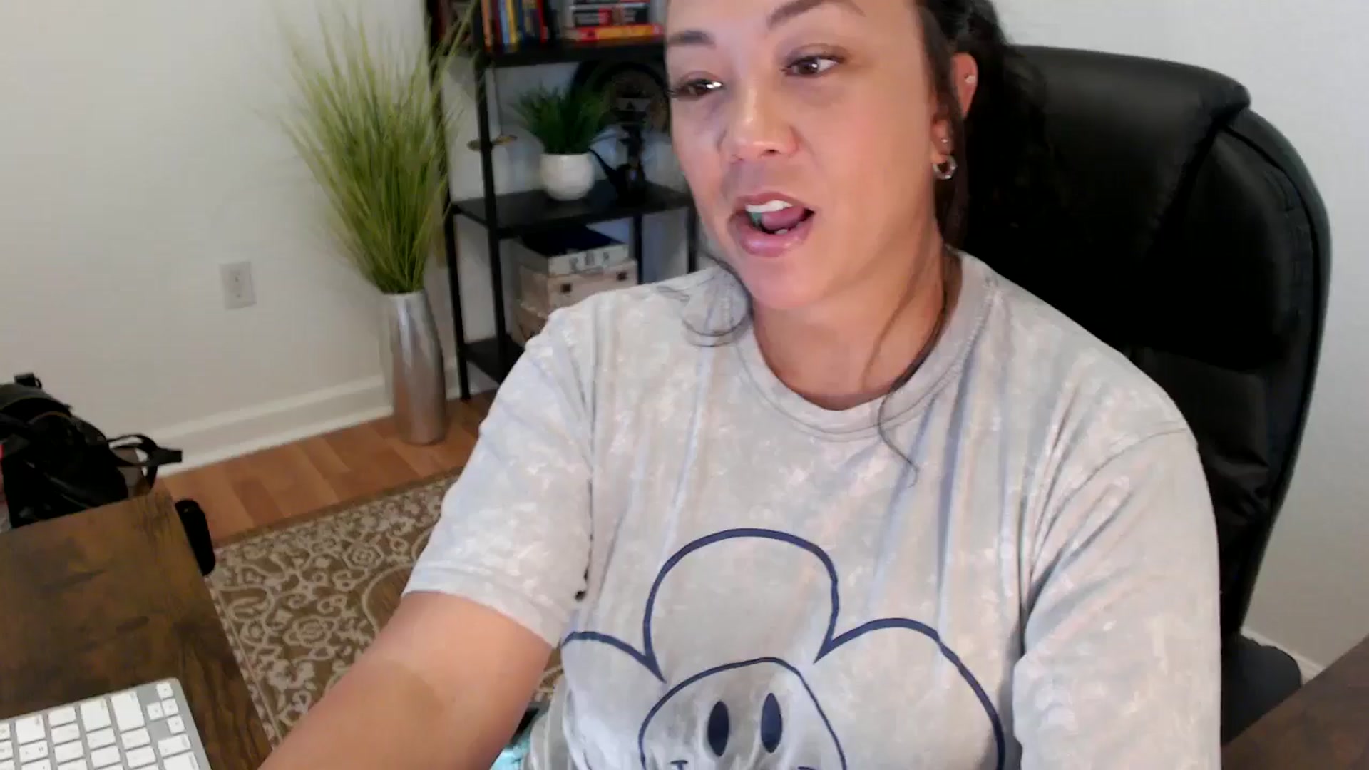 Gallery image thumbnail from MickaylaStar's myfreecams stream on, 05/30/2025, 16:54 image 9 of 20