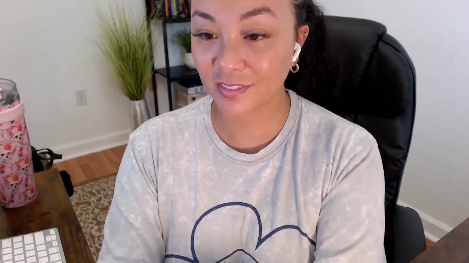 Gallery image thumbnail from MickaylaStar's myfreecams stream on, 05/30/2025, 20:57 image 20 of 20