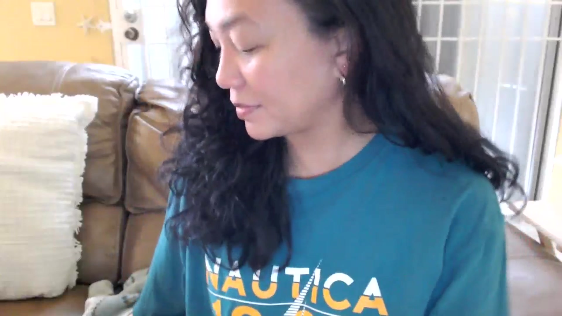 Gallery image thumbnail from MickaylaStar's myfreecams stream on, 05/31/2025, 19:01 image 19 of 20