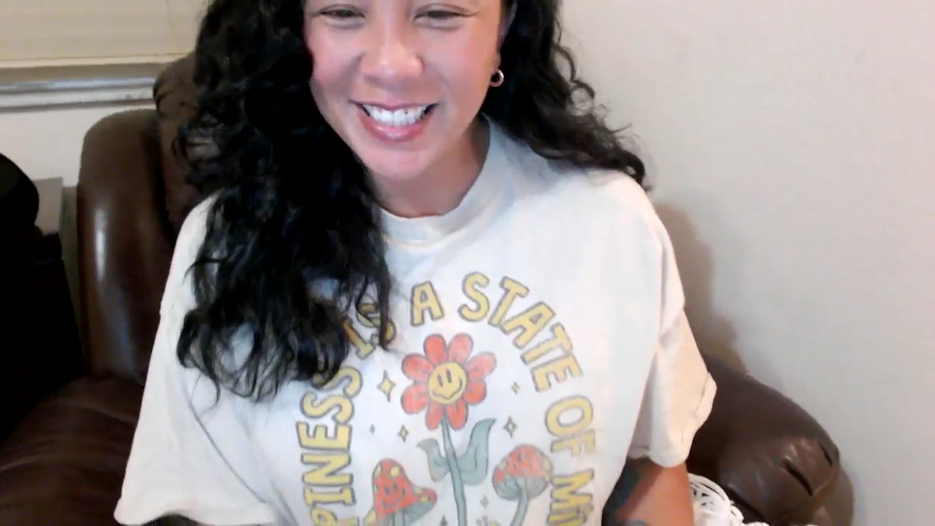 Gallery image thumbnail from MickaylaStar's myfreecams stream on, 06/03/2025, 01:07 image 4 of 20