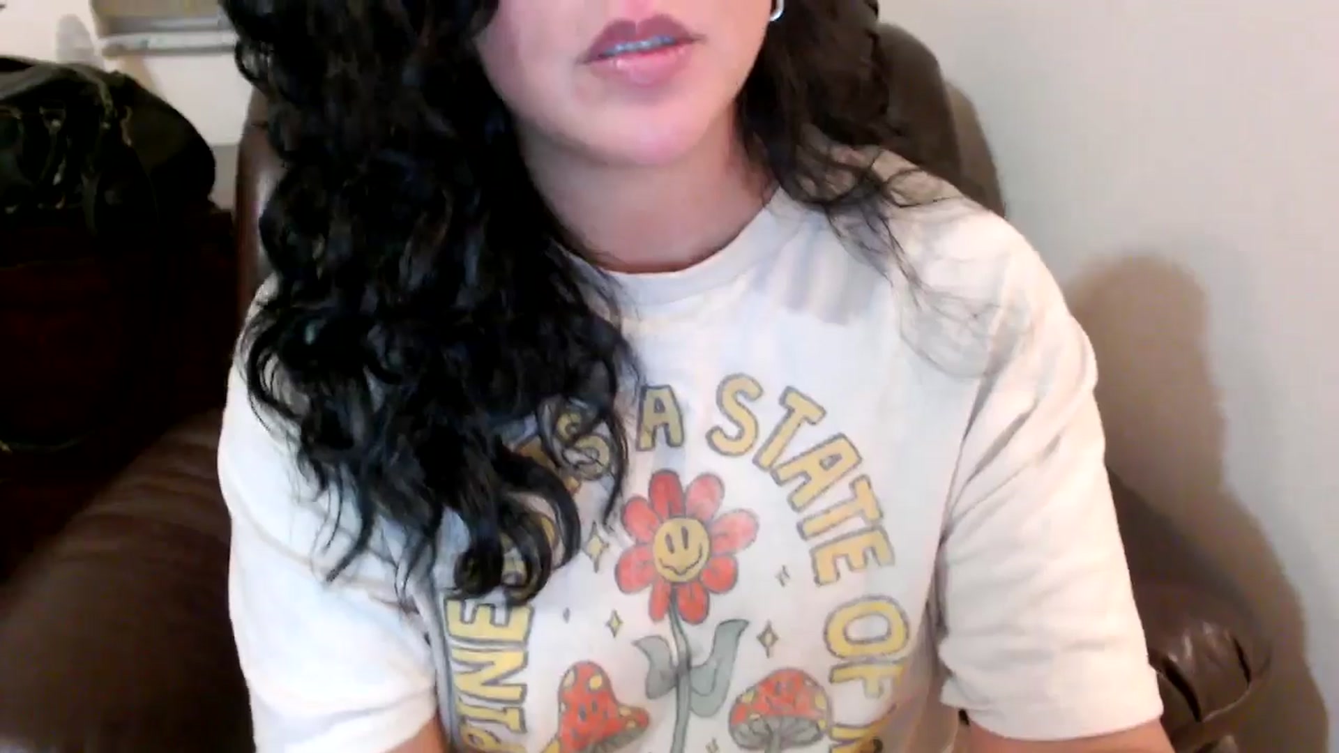 Gallery image thumbnail from MickaylaStar's myfreecams stream on, 06/03/2025, 01:07 image 11 of 20