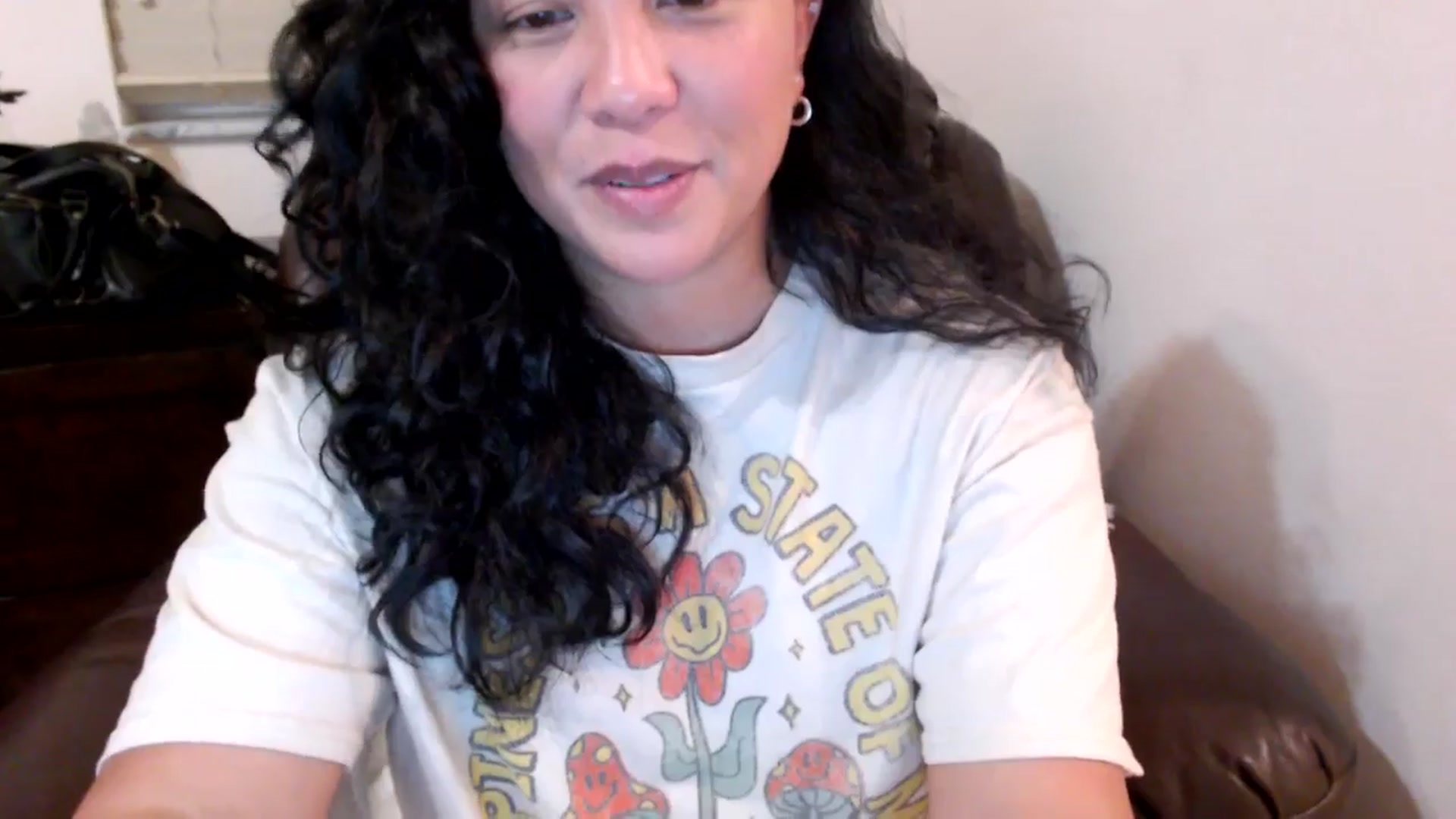 Gallery image thumbnail from MickaylaStar's myfreecams stream on, 06/03/2025, 01:07 image 17 of 20