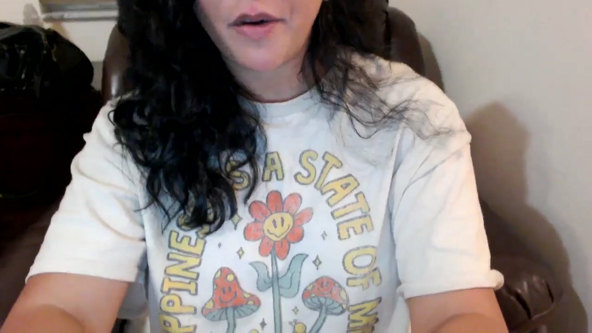 Gallery image thumbnail from MickaylaStar's myfreecams stream on, 06/03/2025, 01:07 image 12 of 20
