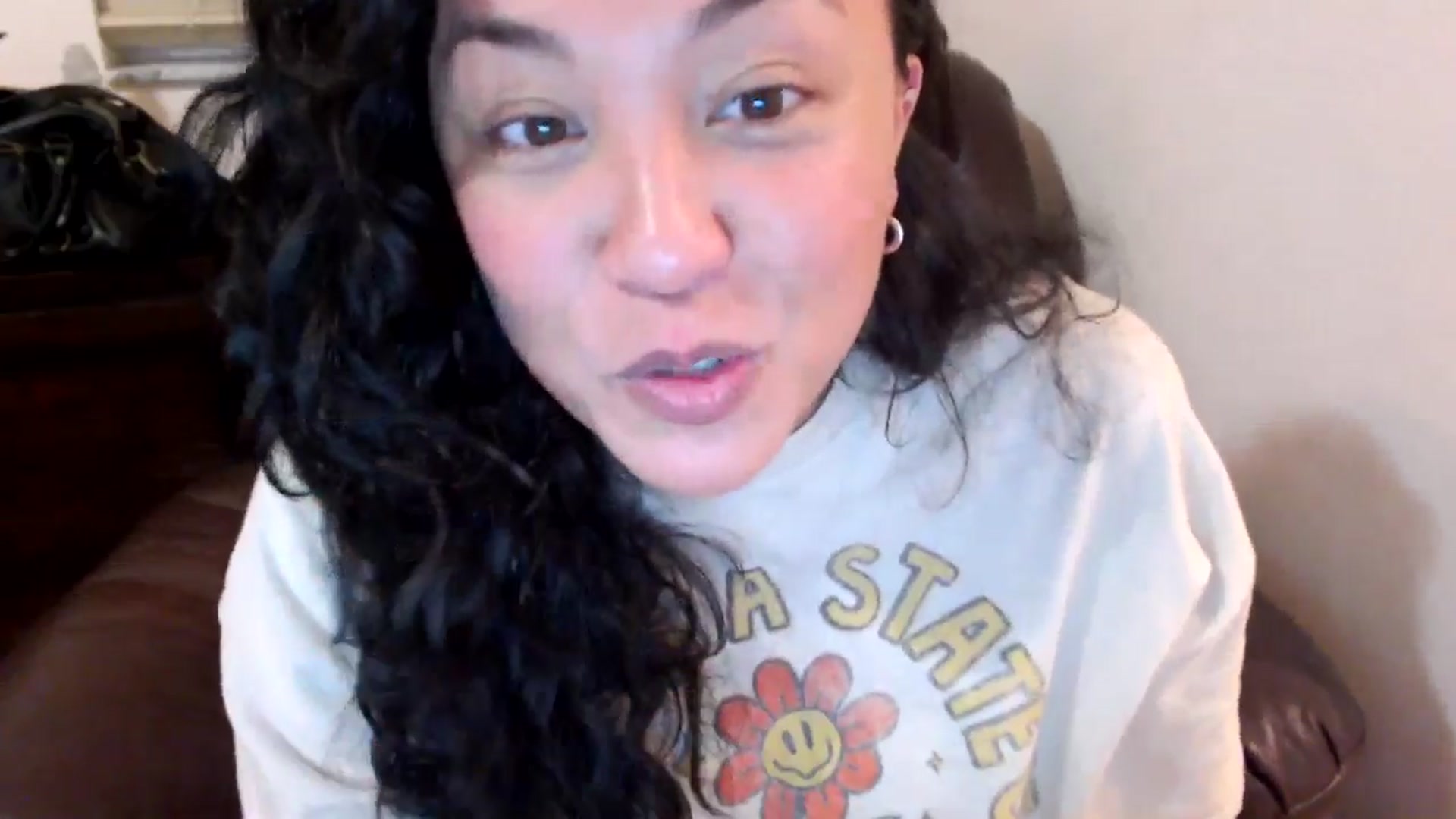 Gallery image thumbnail from MickaylaStar's myfreecams stream on, 06/03/2025, 01:39 image 4 of 20