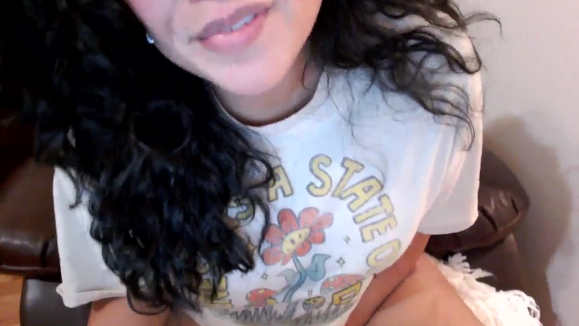 Gallery image thumbnail from MickaylaStar's myfreecams stream on, 06/03/2025, 01:39 image 7 of 20