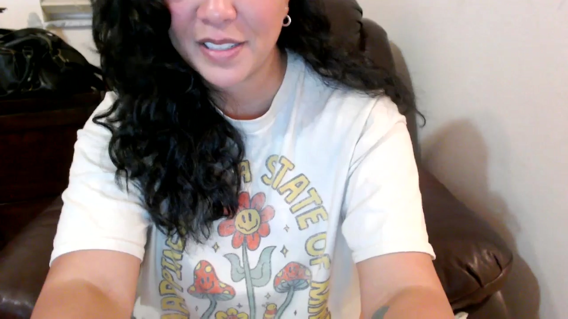 Gallery image thumbnail from MickaylaStar's myfreecams stream on, 06/03/2025, 01:39 image 14 of 20