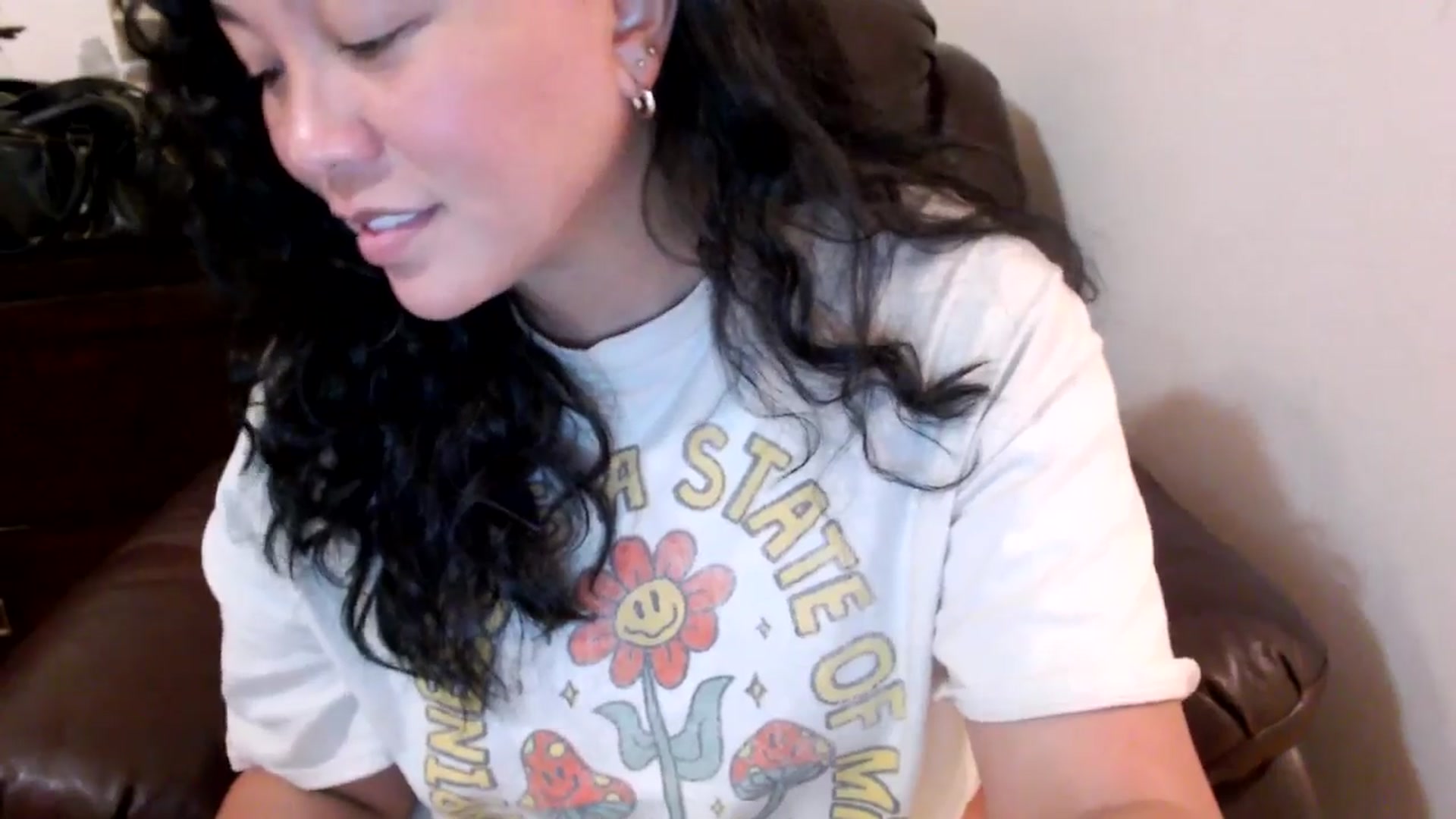 Gallery image thumbnail from MickaylaStar's myfreecams stream on, 06/03/2025, 01:39 image 16 of 20