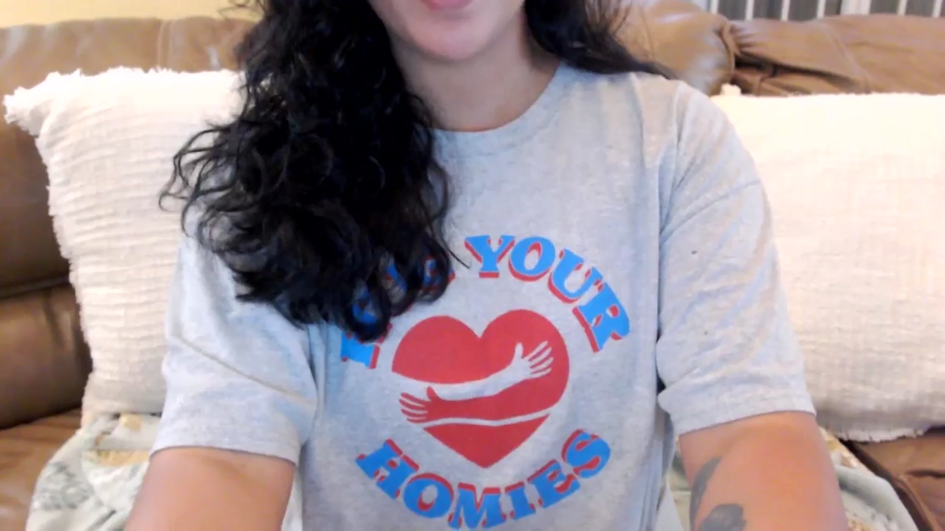 Gallery image thumbnail from MickaylaStar's myfreecams stream on, 06/03/2025, 23:16 image 8 of 20