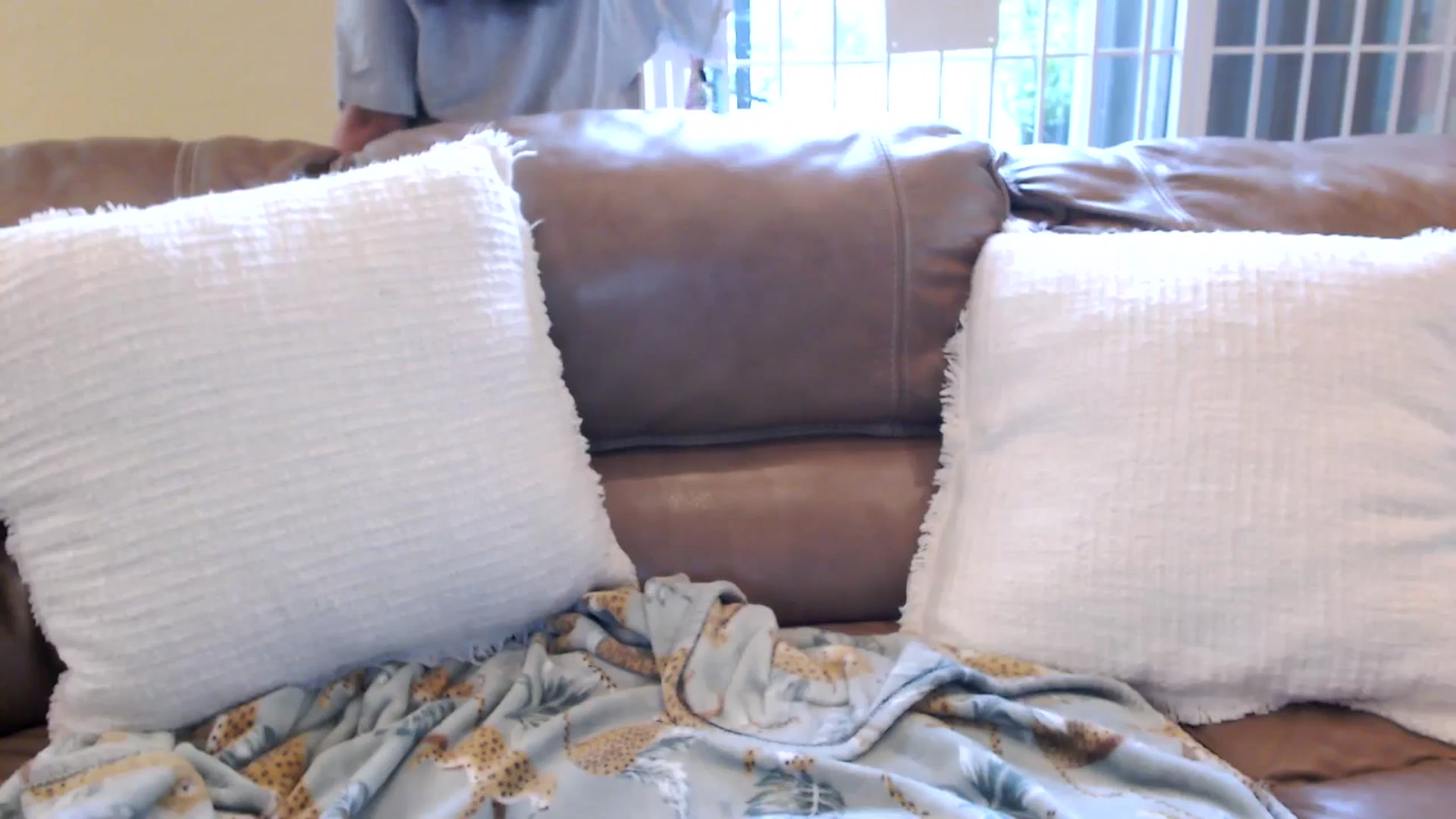 Gallery image thumbnail from MickaylaStar's myfreecams stream on, 06/03/2025, 23:16 image 3 of 20