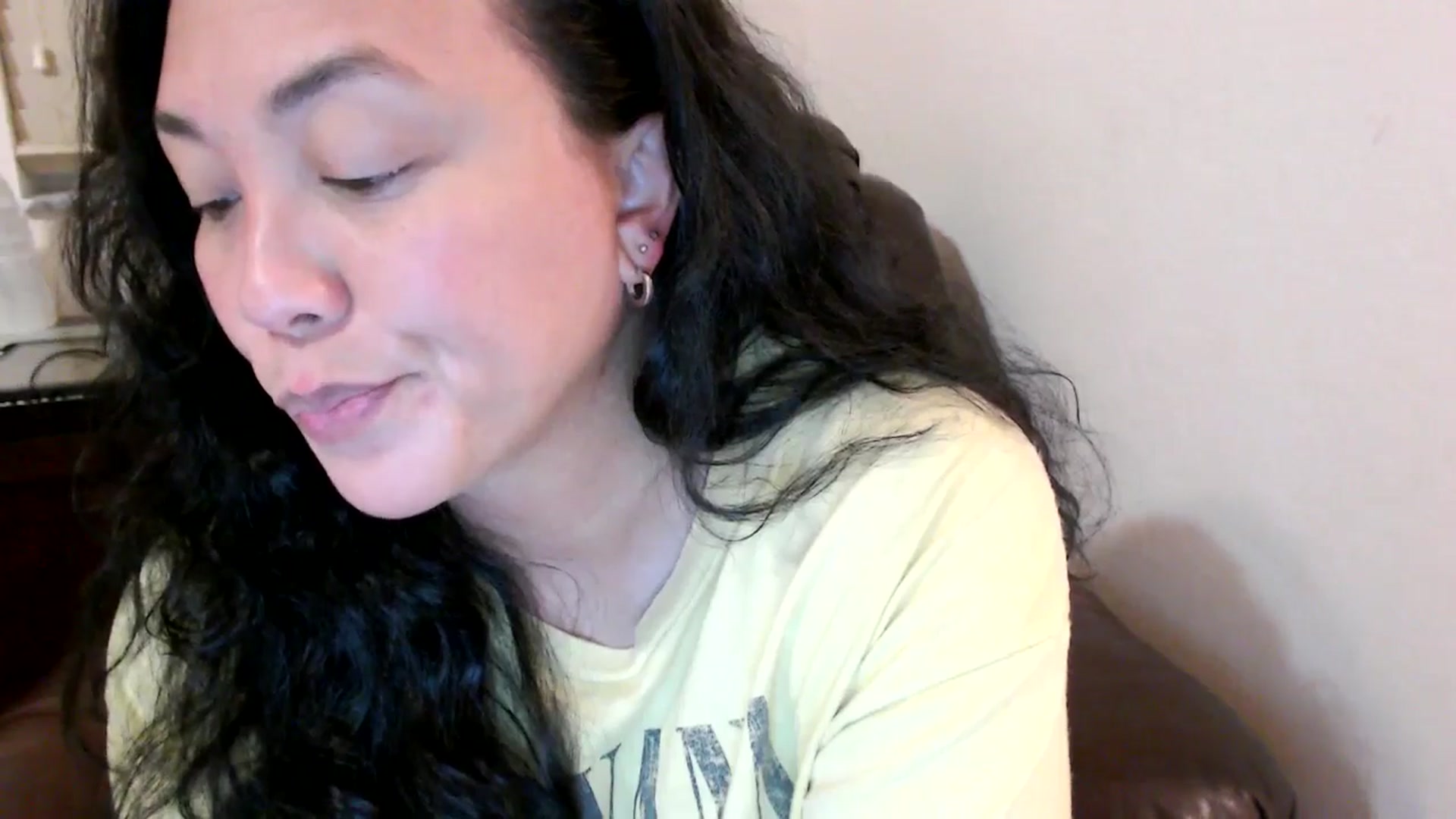 Gallery image thumbnail from MickaylaStar's myfreecams stream on, 06/05/2025, 02:51 image 17 of 20