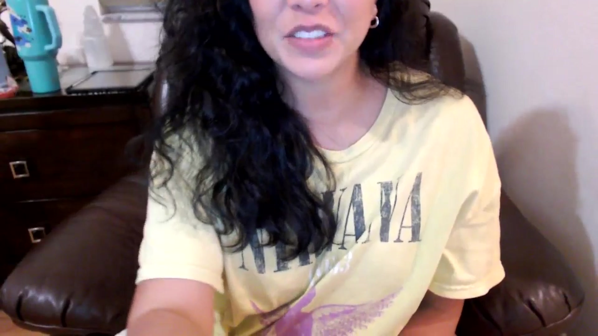 Gallery image thumbnail from MickaylaStar's myfreecams stream on, 06/05/2025, 04:26 image 18 of 20