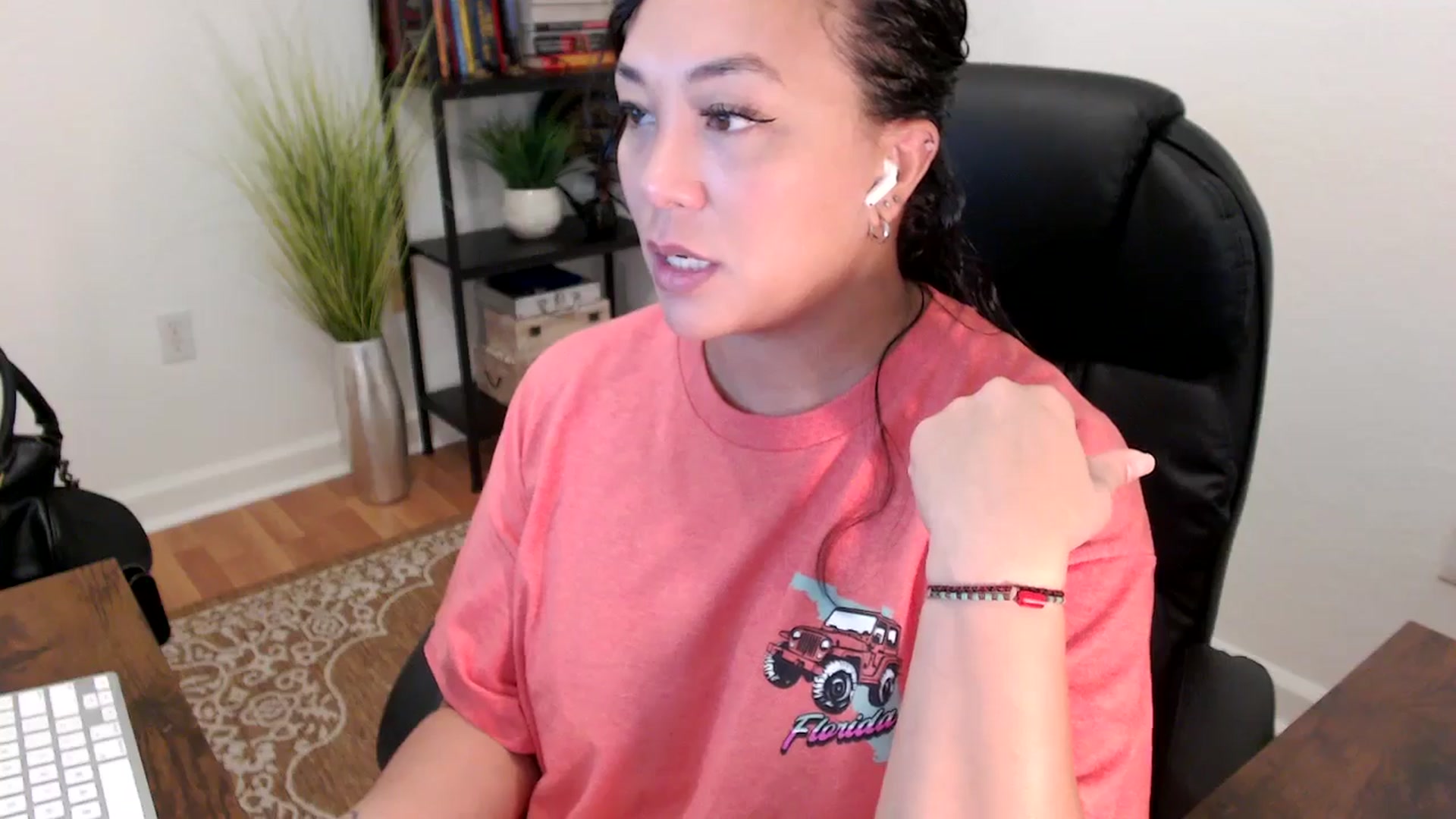 Gallery image thumbnail from MickaylaStar's myfreecams stream on, 06/05/2025, 15:47 image 11 of 20