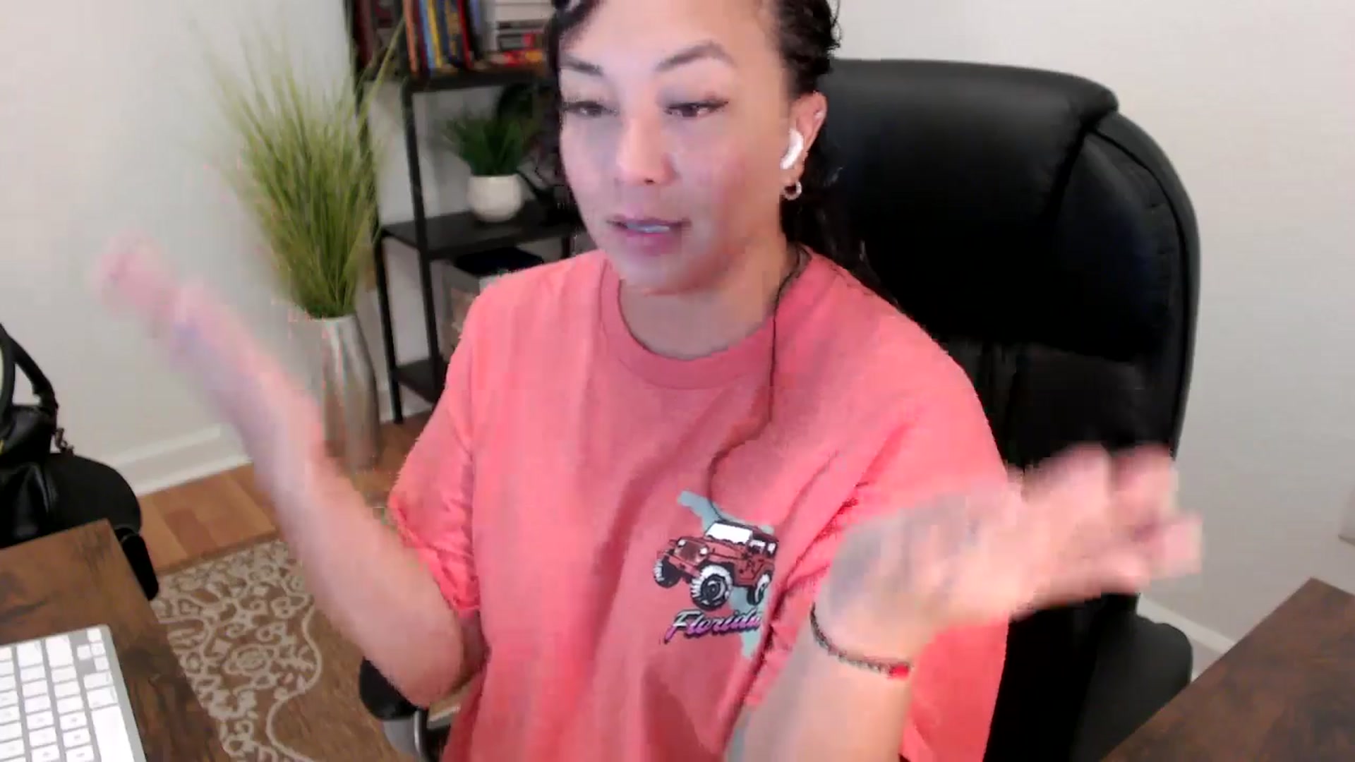 Gallery image thumbnail from MickaylaStar's myfreecams stream on, 06/05/2025, 15:47 image 13 of 20