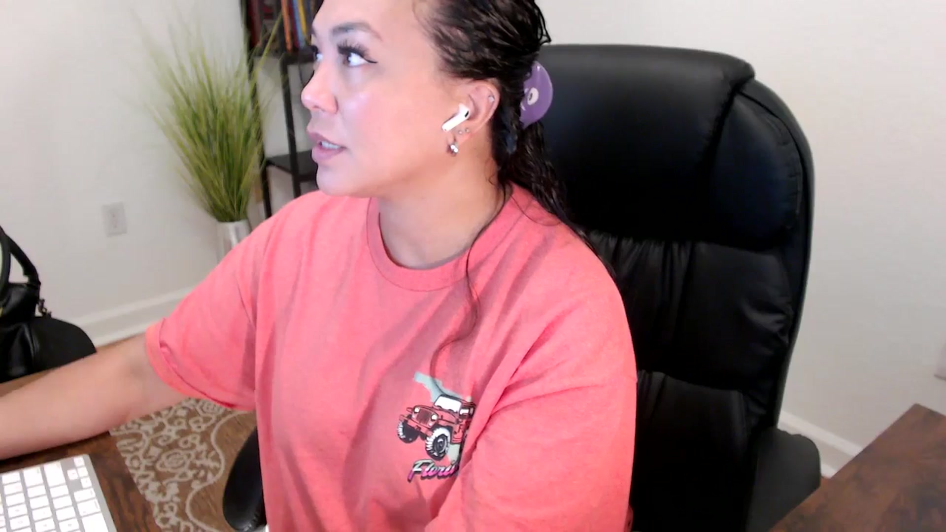 Gallery image thumbnail from MickaylaStar's myfreecams stream on, 06/05/2025, 15:47 image 20 of 20