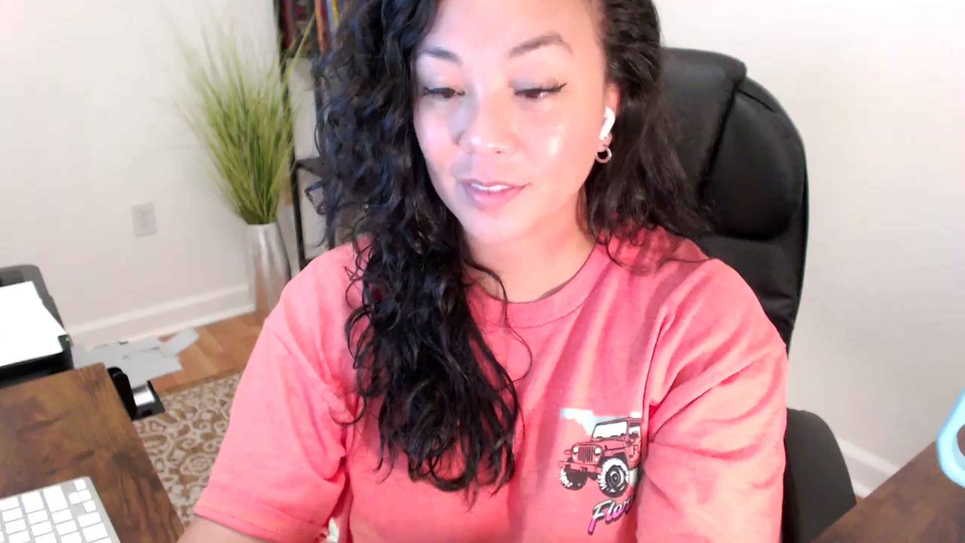 Gallery image thumbnail from MickaylaStar's myfreecams stream on, 06/05/2025, 19:24 image 2 of 20