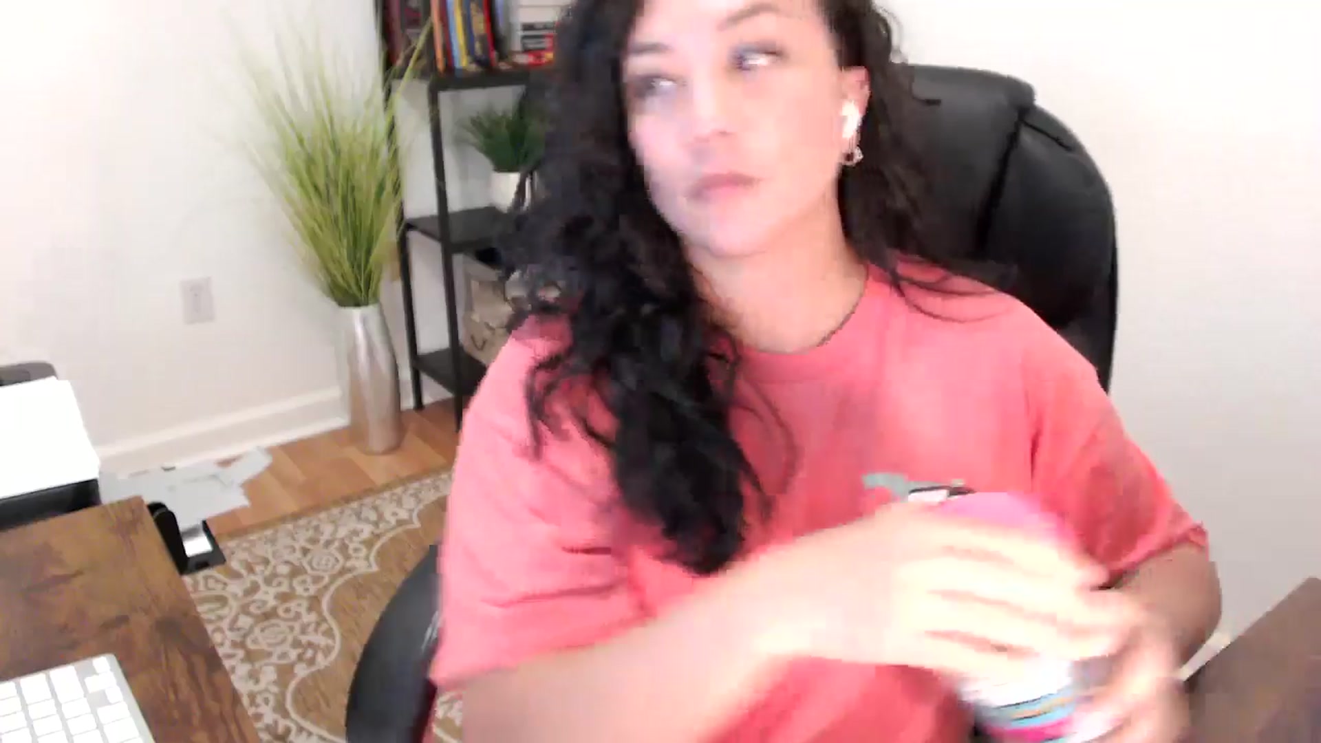 Gallery image thumbnail from MickaylaStar's myfreecams stream on, 06/05/2025, 20:55 image 4 of 20