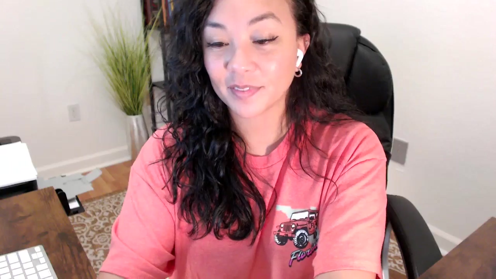 Gallery image thumbnail from MickaylaStar's myfreecams stream on, 06/05/2025, 20:55 image 14 of 20