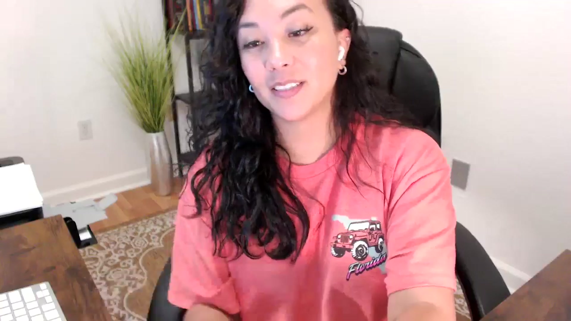 Gallery image thumbnail from MickaylaStar's myfreecams stream on, 06/05/2025, 20:55 image 15 of 20