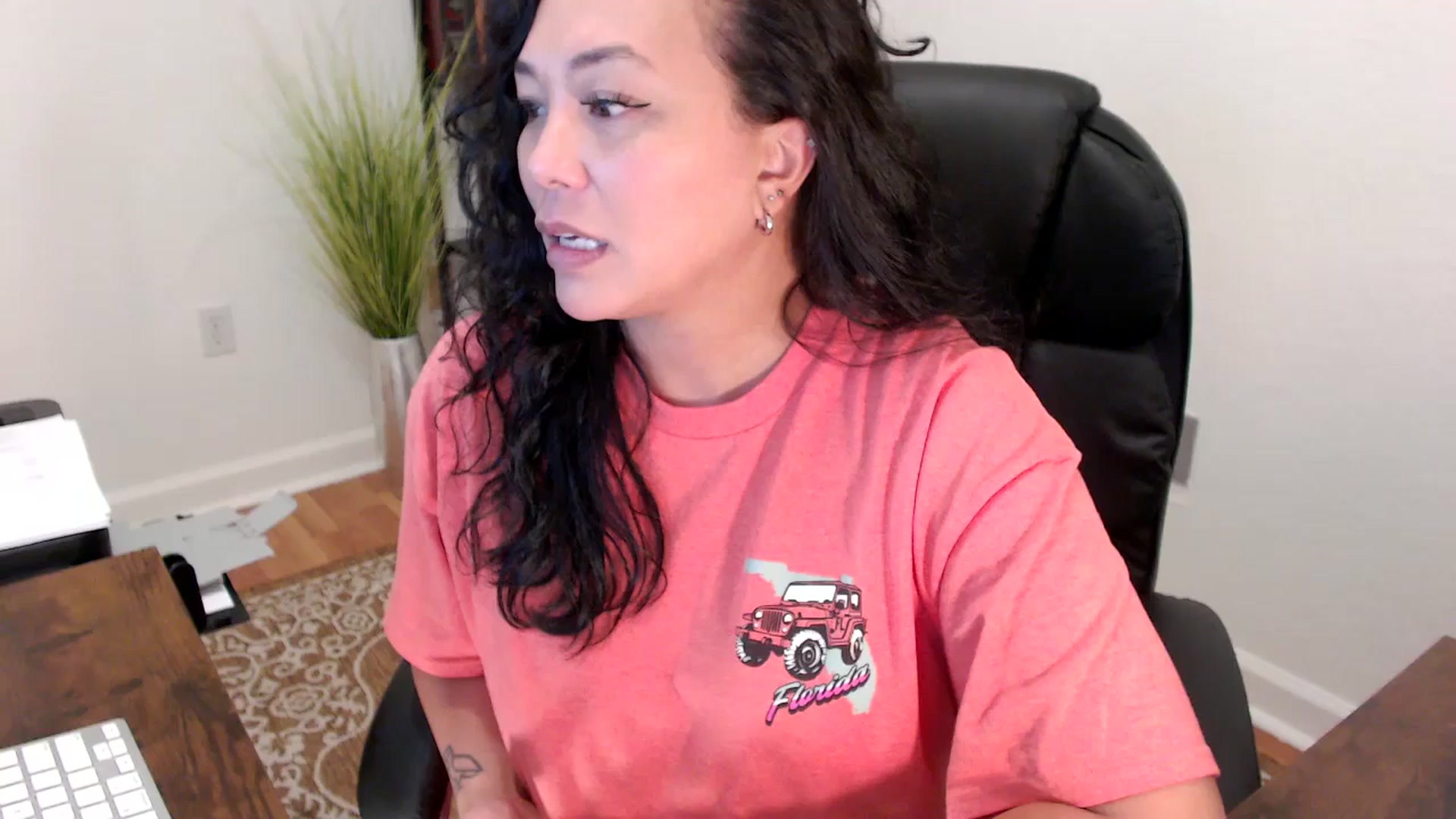 Gallery image thumbnail from MickaylaStar's myfreecams stream on, 06/05/2025, 21:39 image 1 of 20