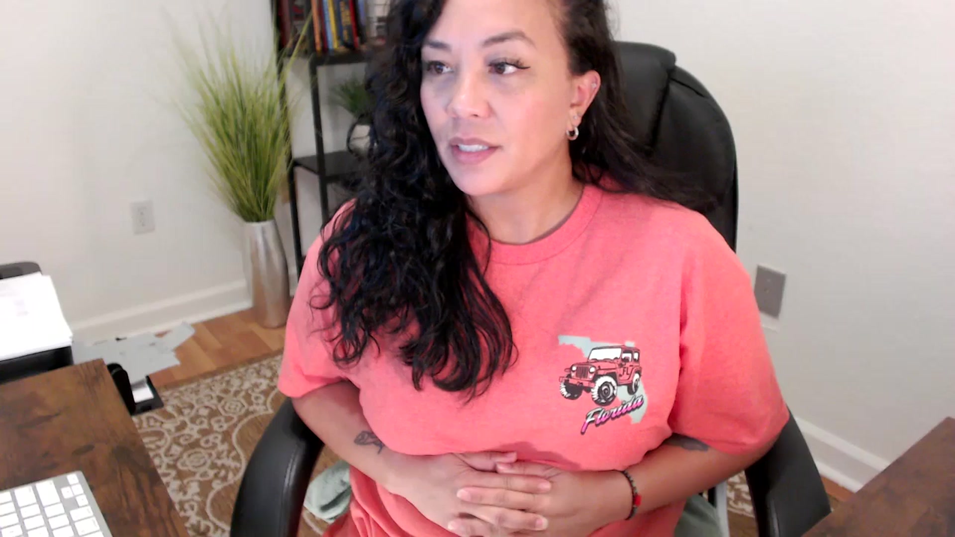 Gallery image thumbnail from MickaylaStar's myfreecams stream on, 06/05/2025, 21:39 image 8 of 20