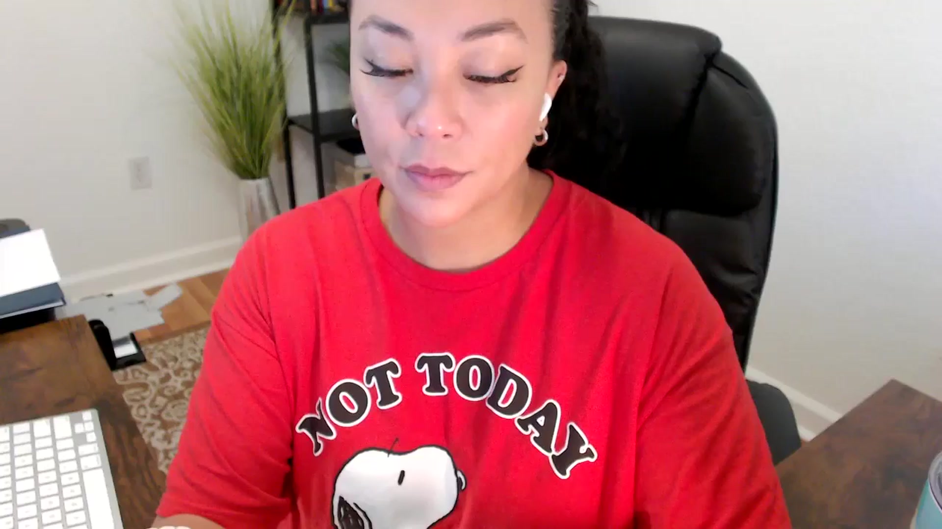 Gallery image thumbnail from MickaylaStar's myfreecams stream on, 06/06/2025, 15:38 image 14 of 20